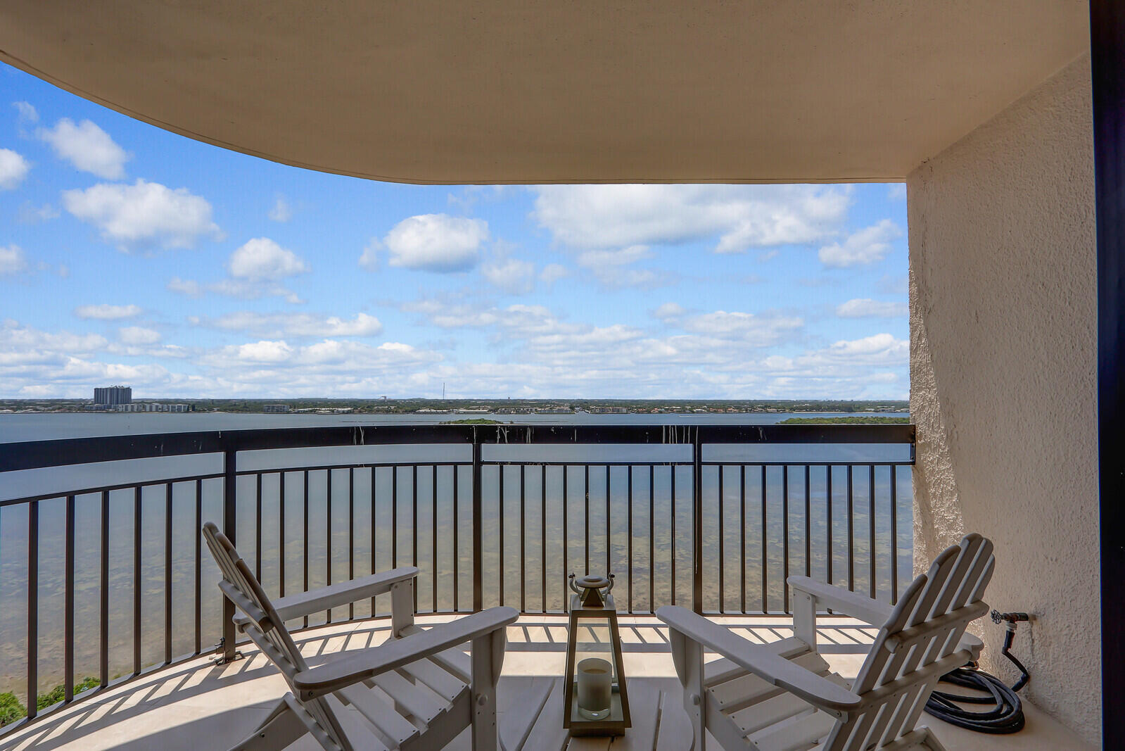 5380 N Ocean #18j, Singer Island FL 33404