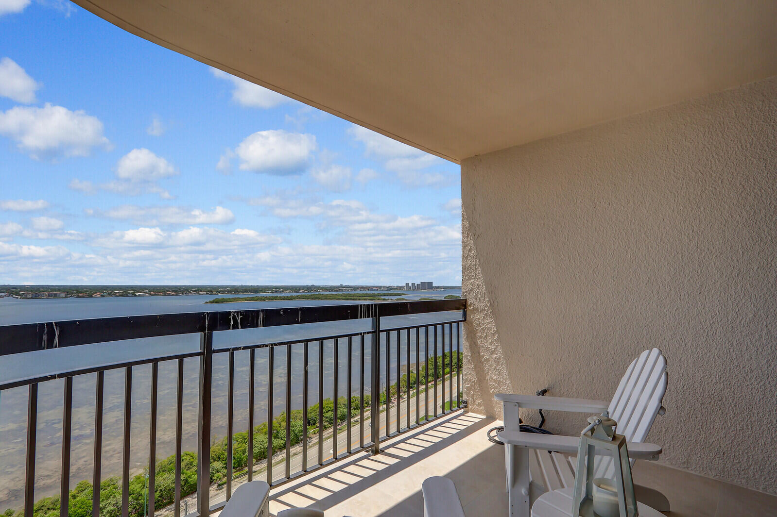 5380 N Ocean #18j, Singer Island FL 33404