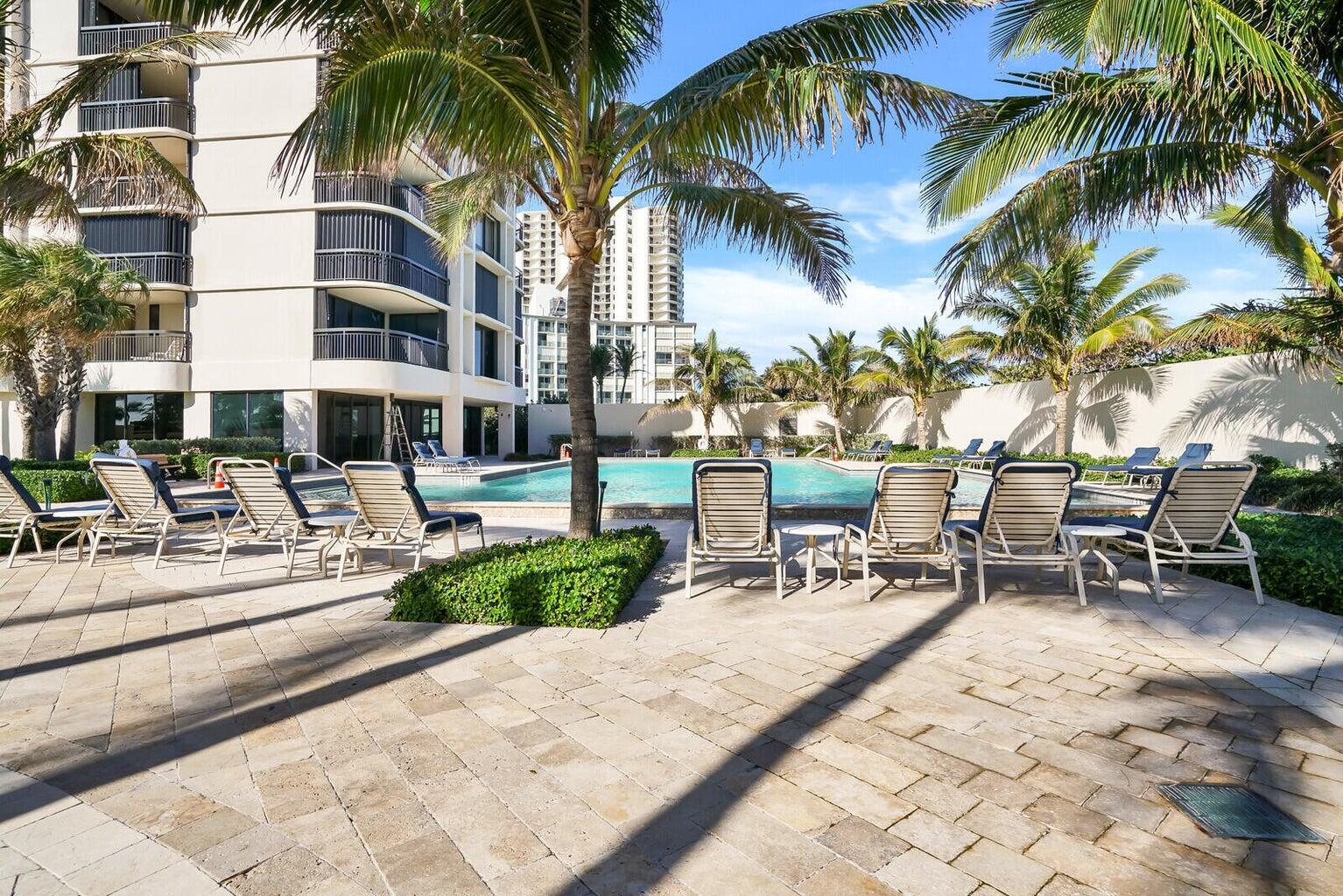 5380 N Ocean #18j, Singer Island FL 33404