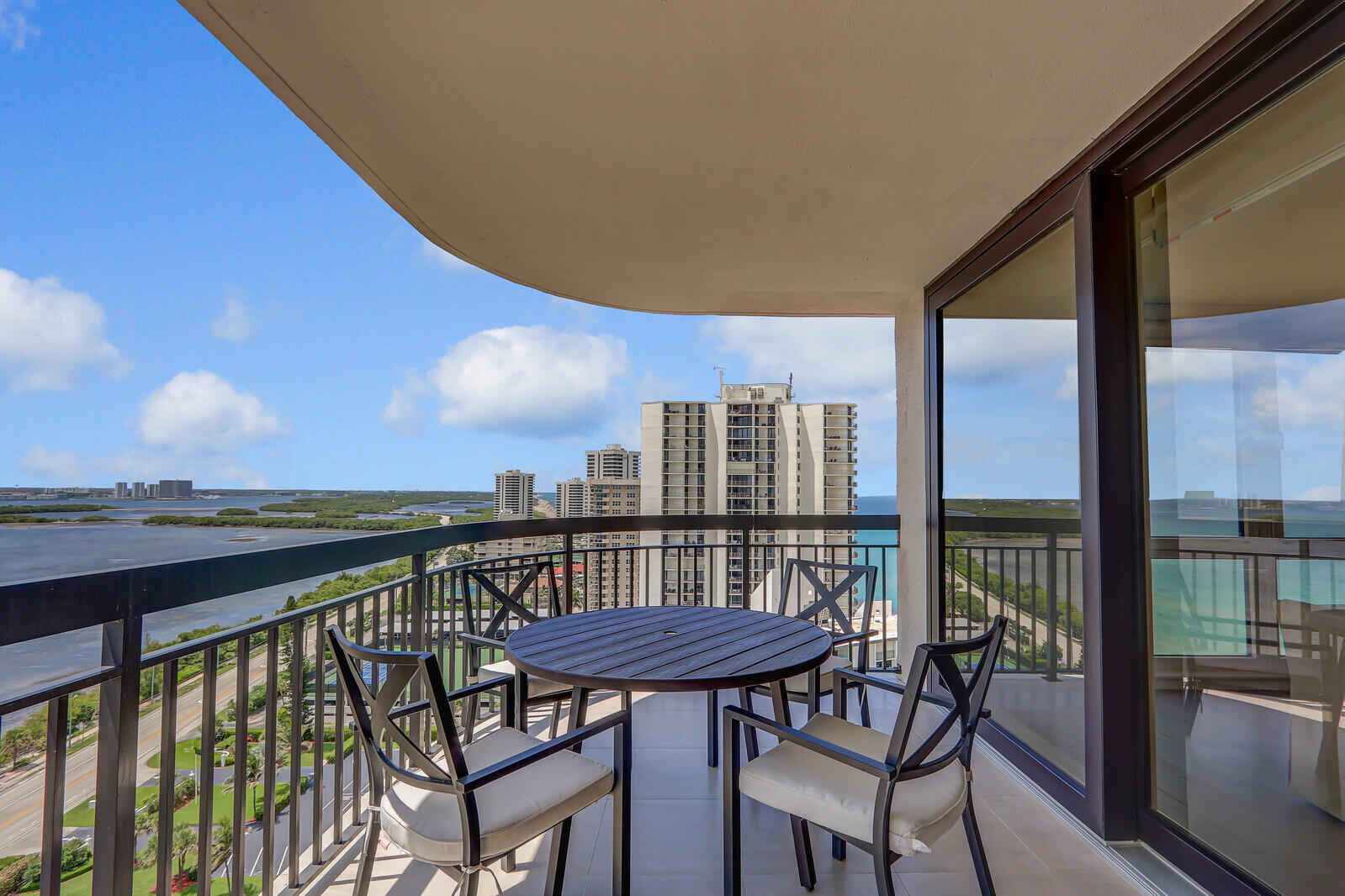 5380 N Ocean #18j, Singer Island FL 33404