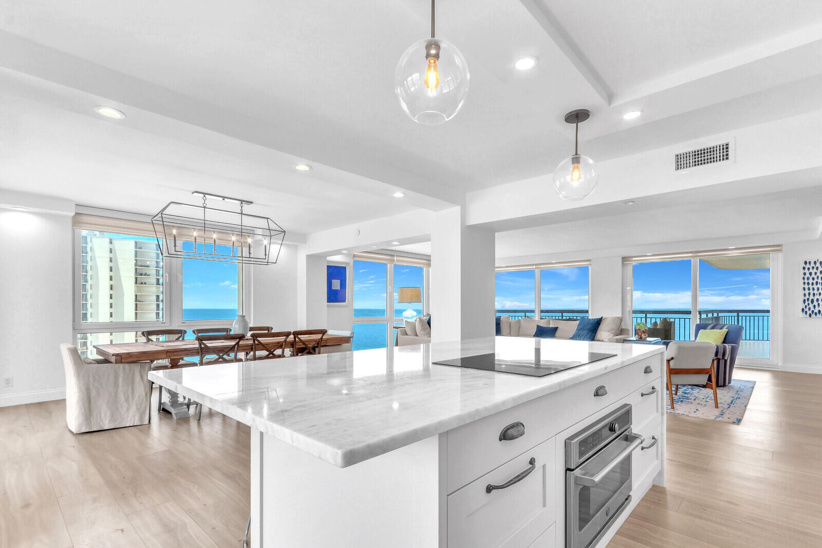 5380 N Ocean #18j, Singer Island FL 33404