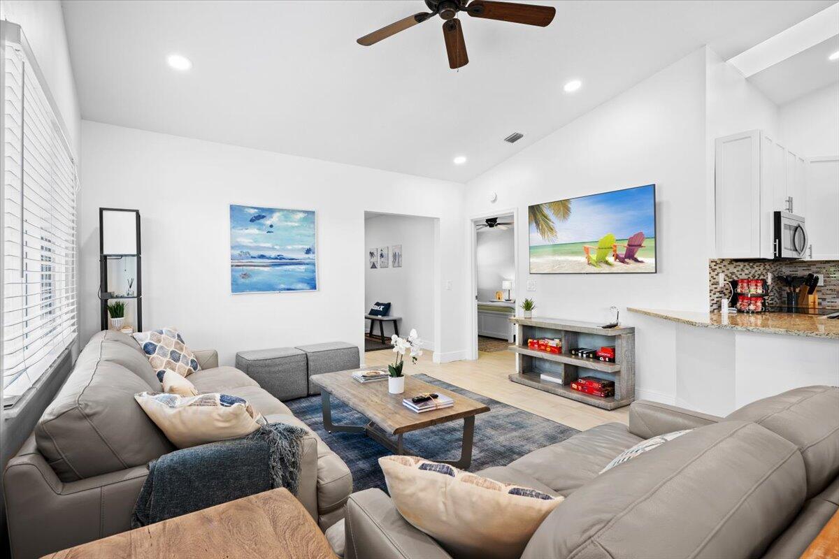 6077 Francis, Jupiter FL 33458