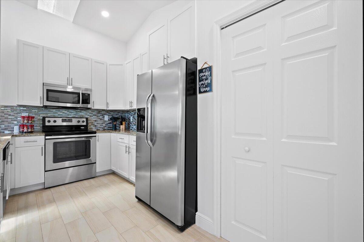 6077 Francis, Jupiter FL 33458