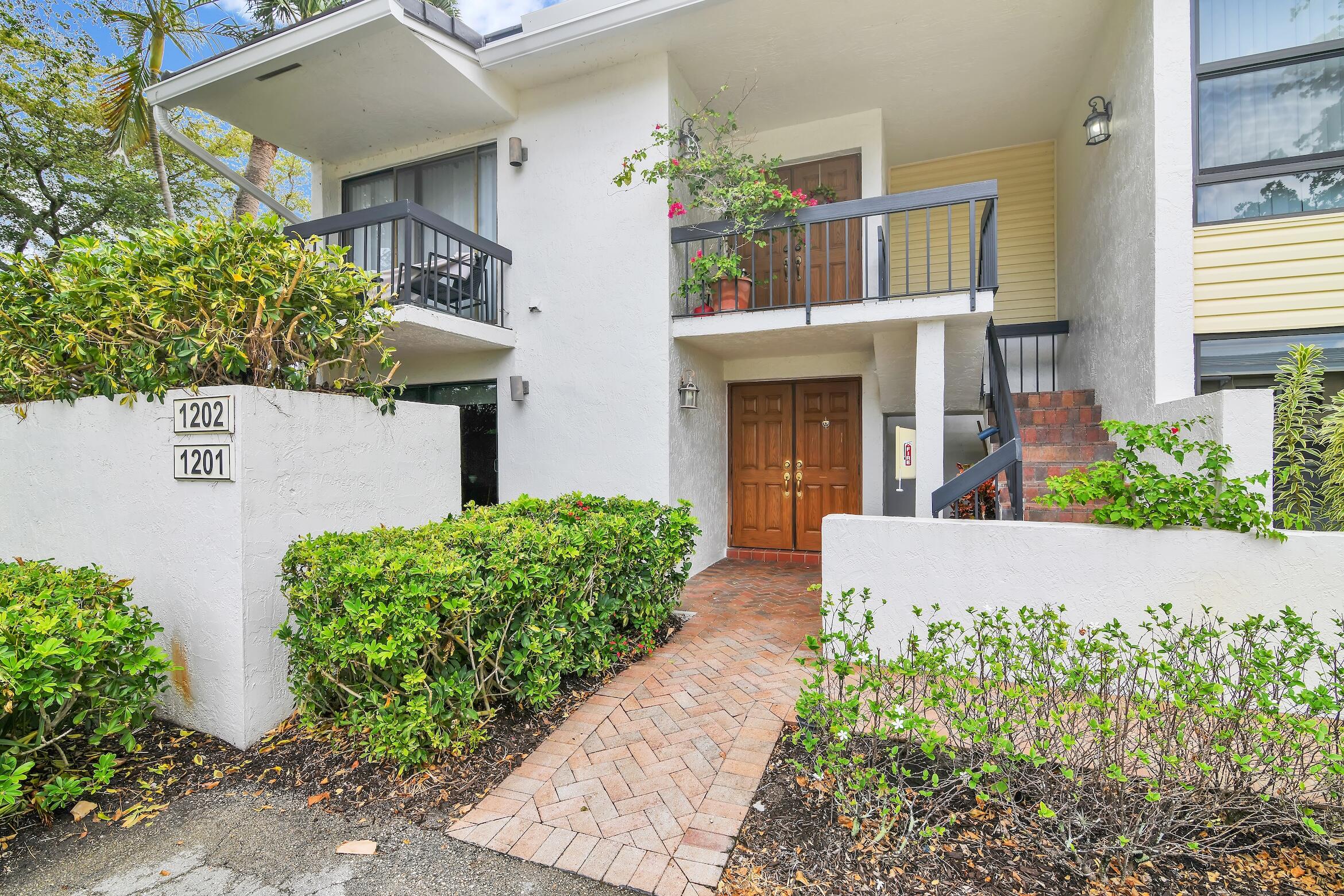 6760 Willow Wood #1201, Boca Raton FL 33434