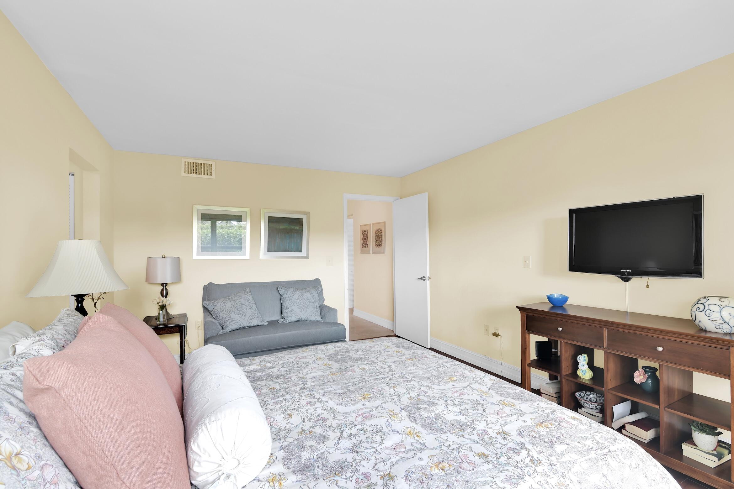 6760 Willow Wood #1201, Boca Raton FL 33434