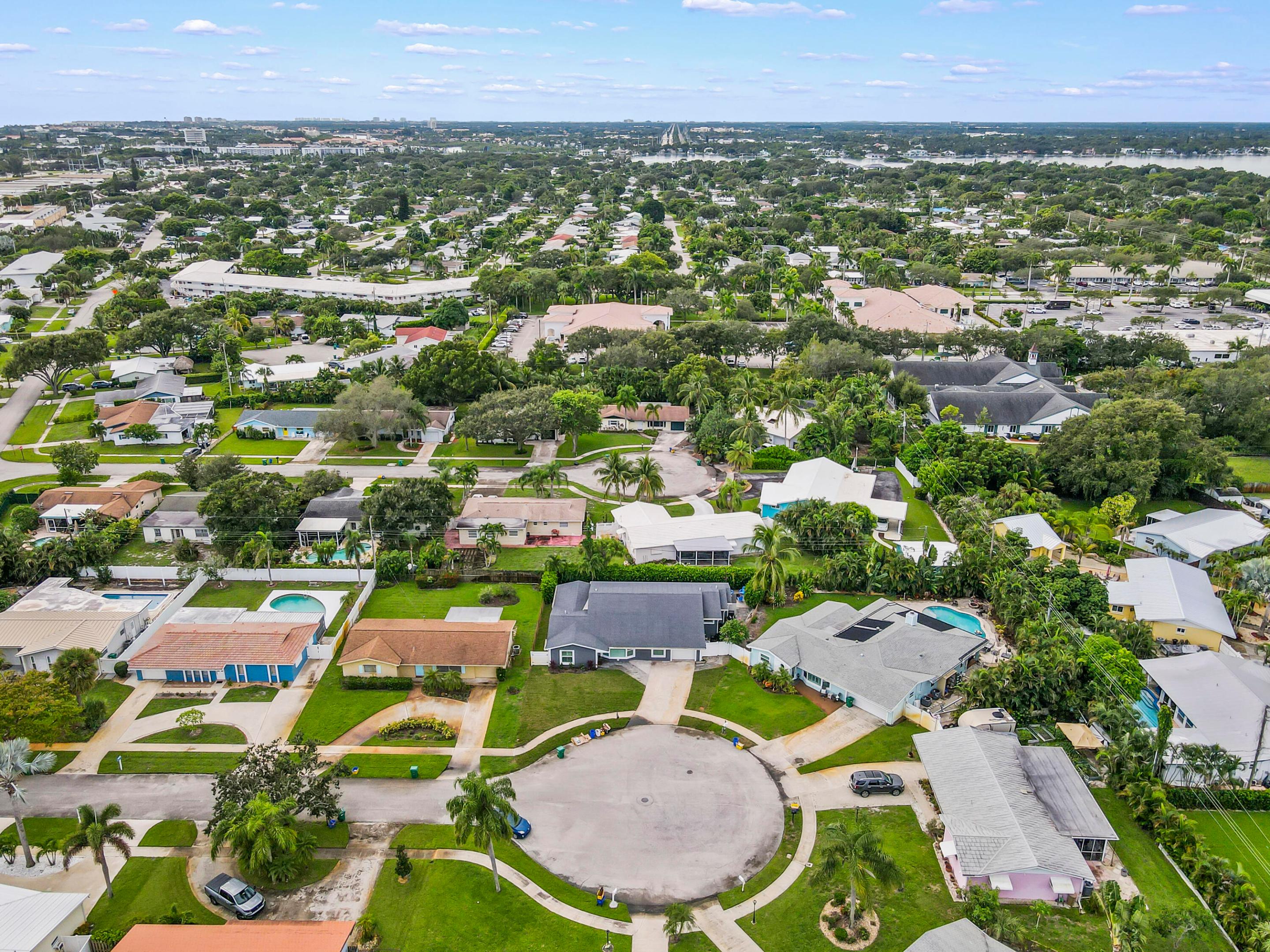 68 Azalea, Jupiter FL 33469
