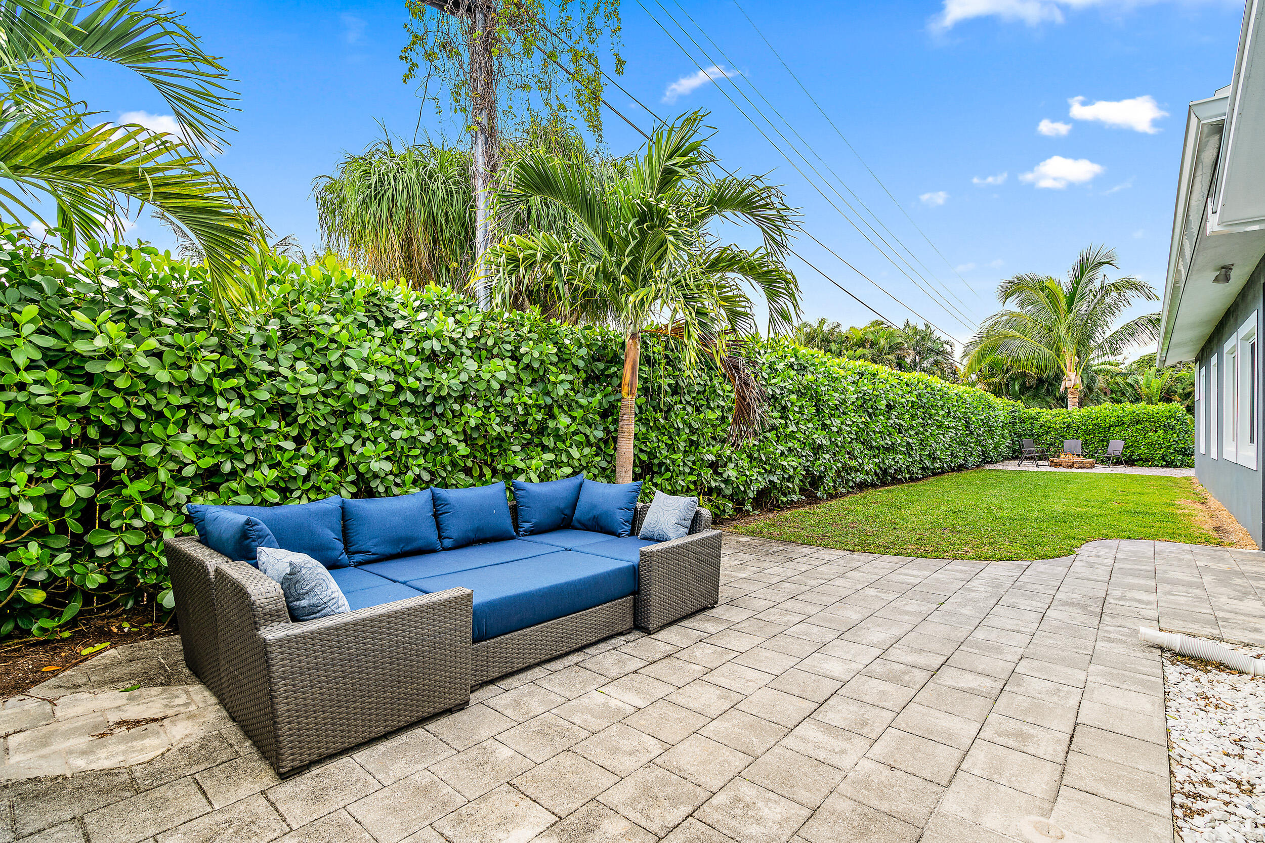 68 Azalea, Jupiter FL 33469