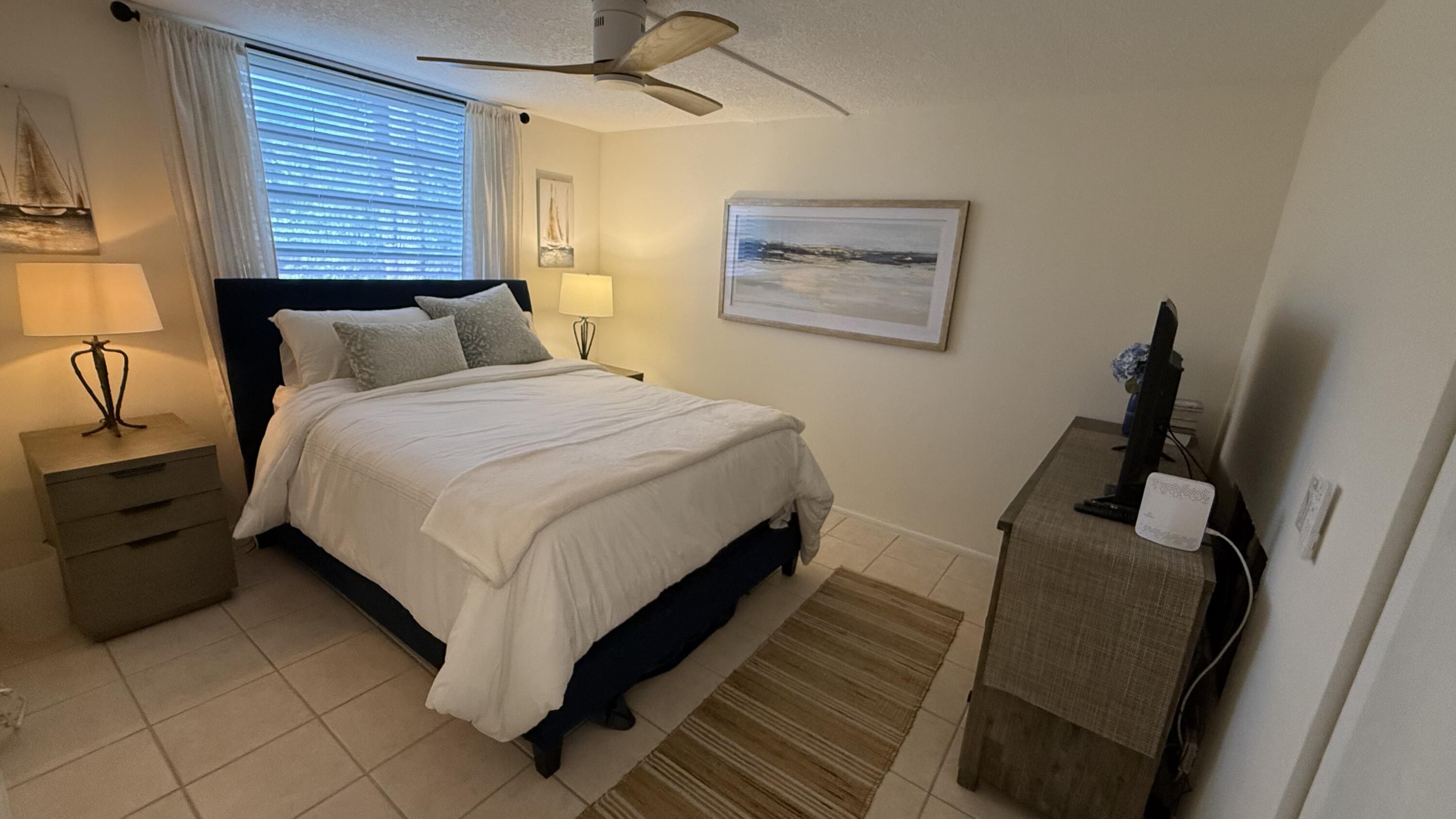 111 SE 3rd #108, Dania Beach FL 33004