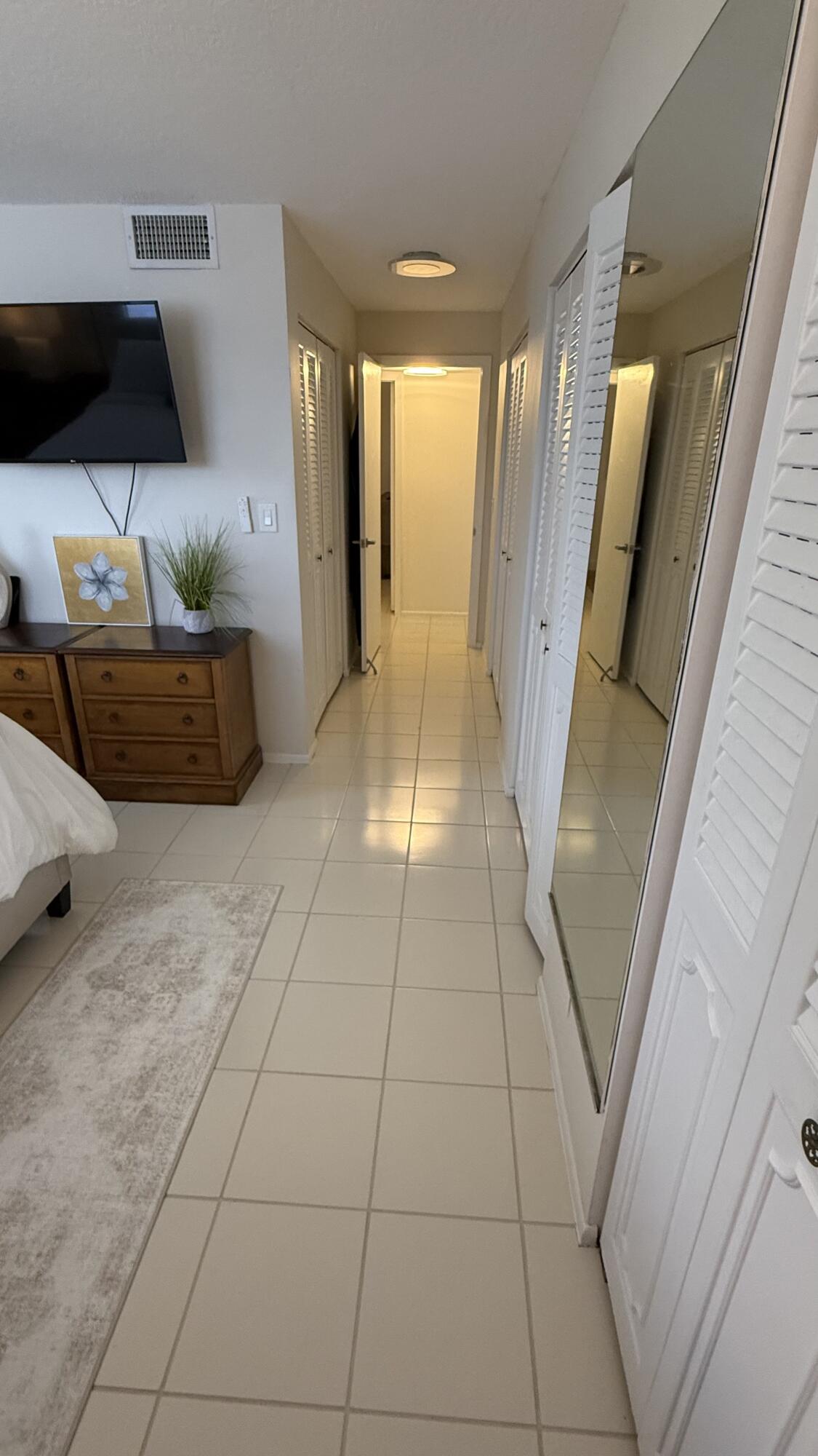 111 SE 3rd #108, Dania Beach FL 33004