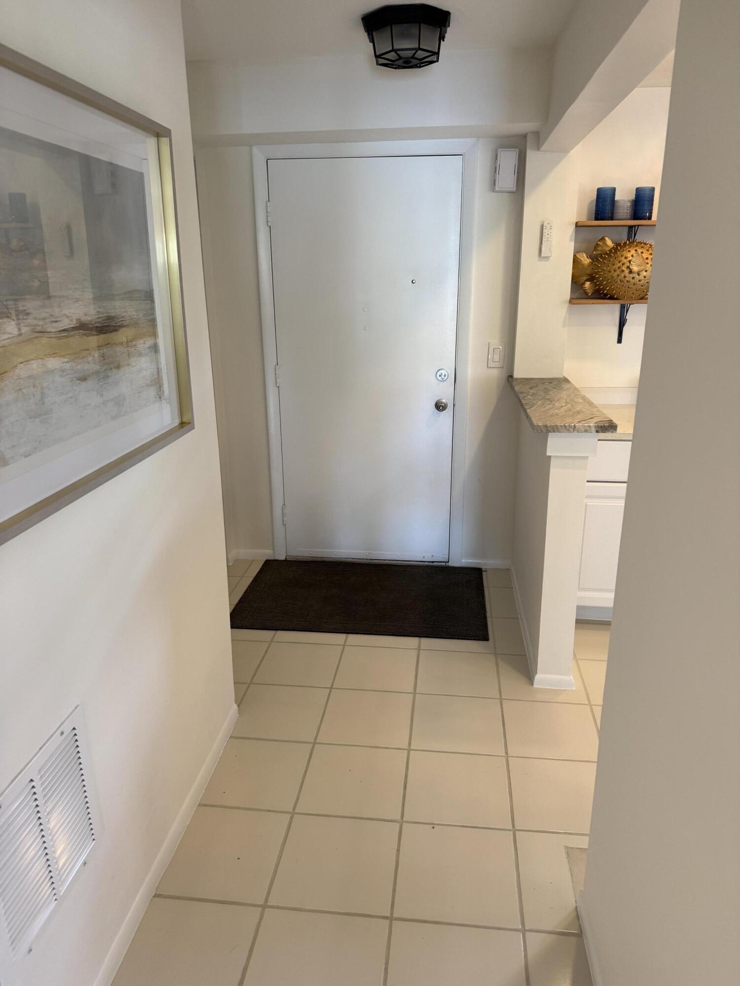111 SE 3rd #108, Dania Beach FL 33004
