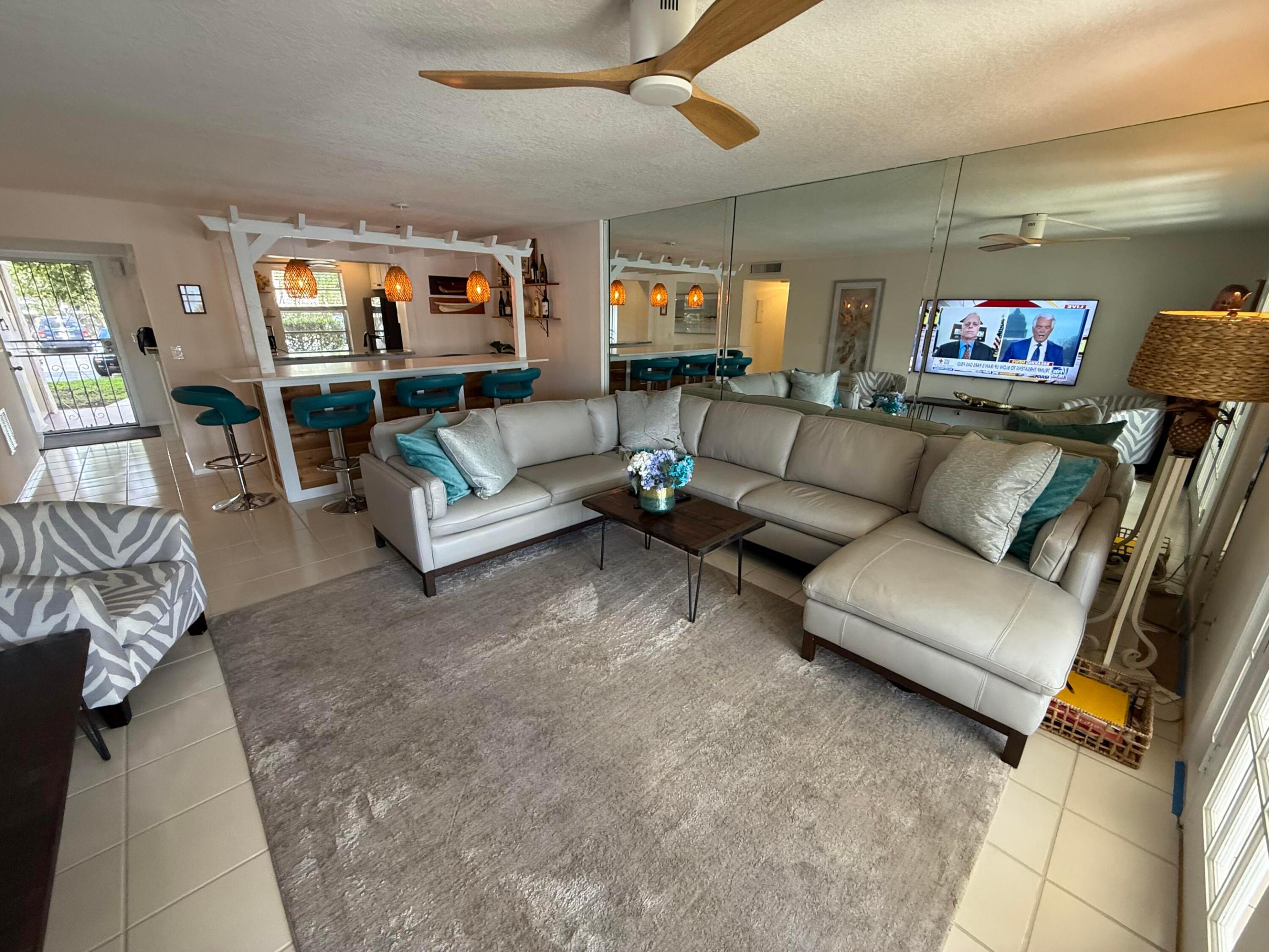 111 SE 3rd #108, Dania Beach FL 33004