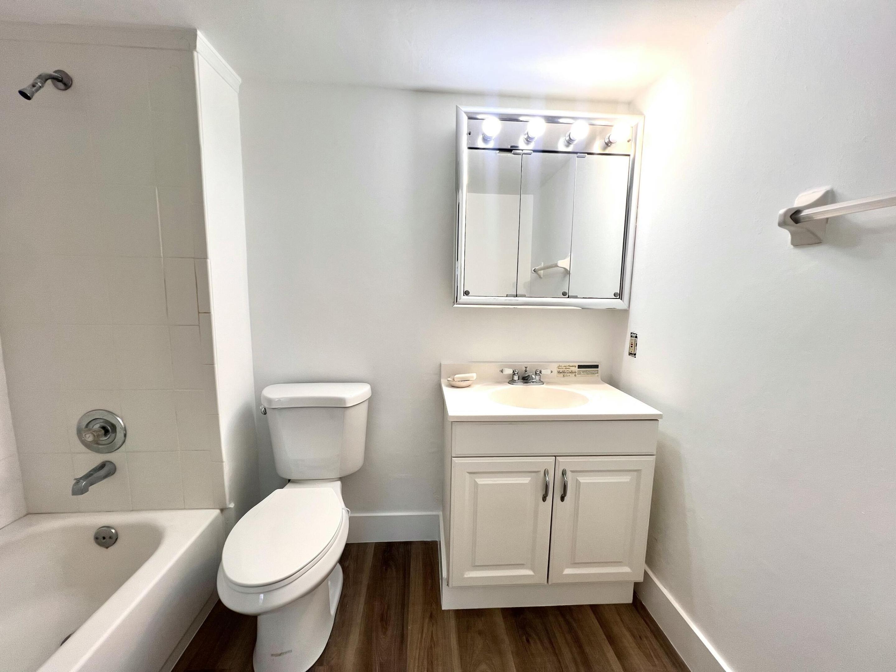 601 S State Rd 7 #2h, Margate FL 33068