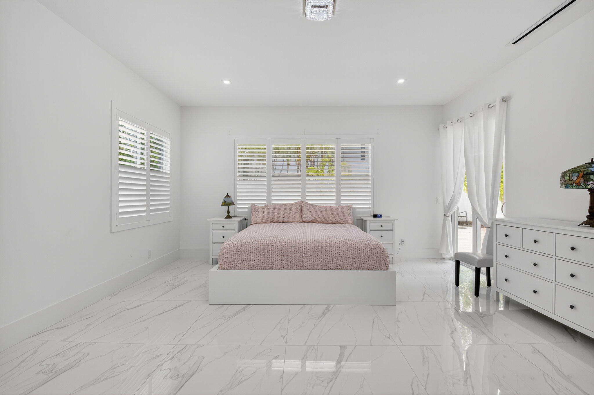 711 NE 6th, Boca Raton FL 33432
