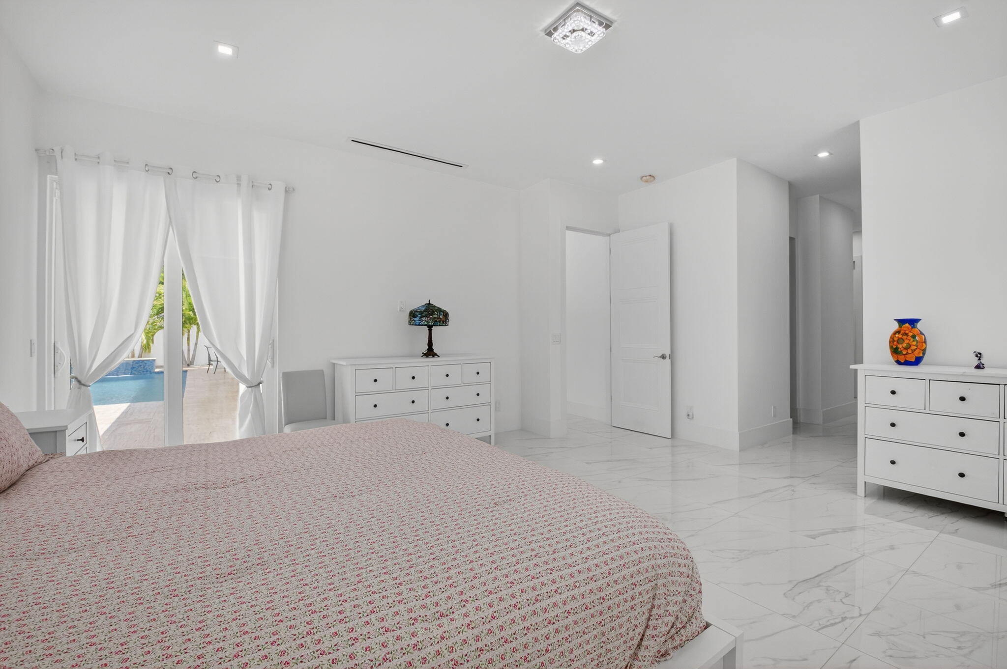 711 NE 6th, Boca Raton FL 33432