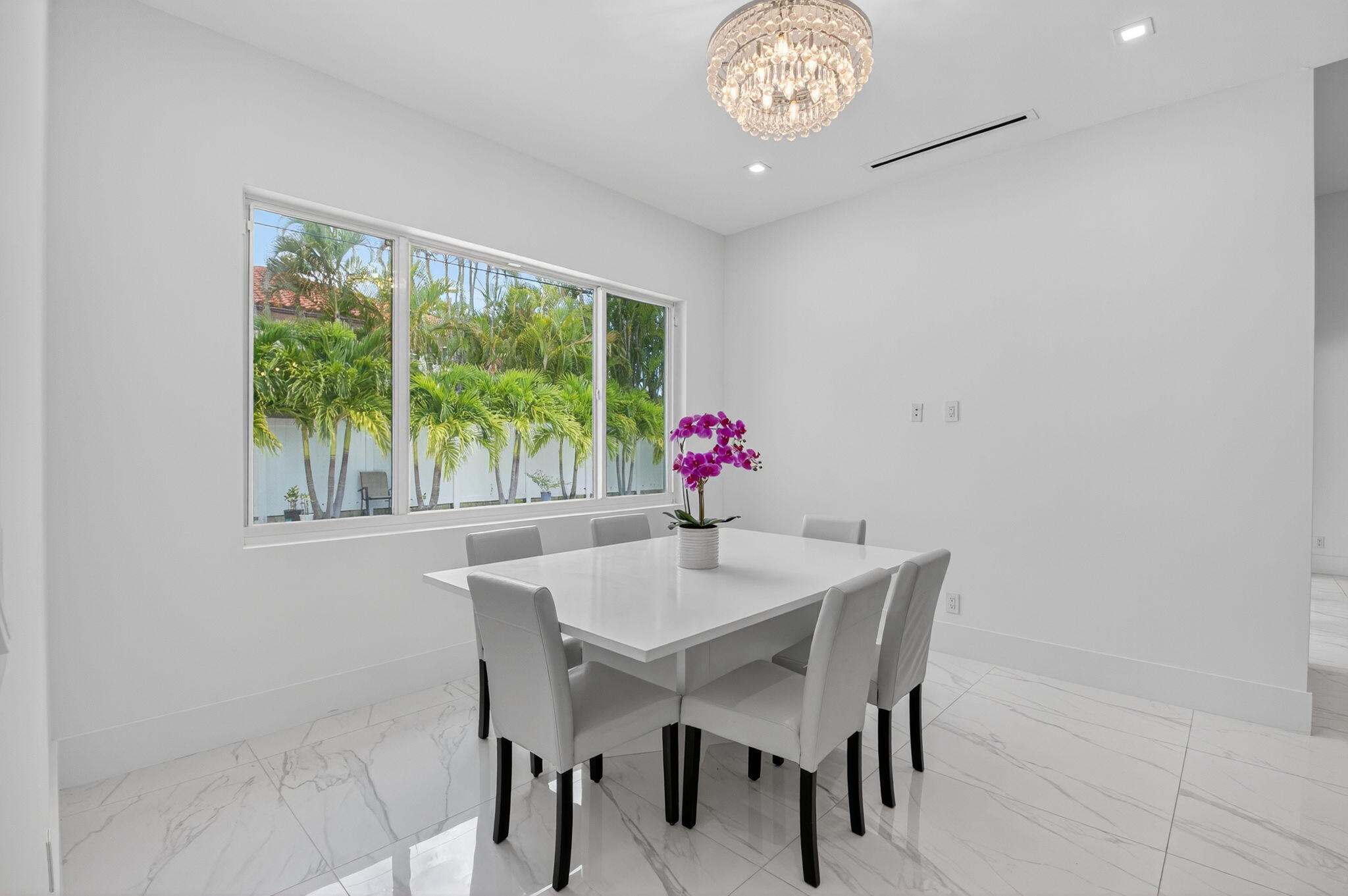 711 NE 6th, Boca Raton FL 33432