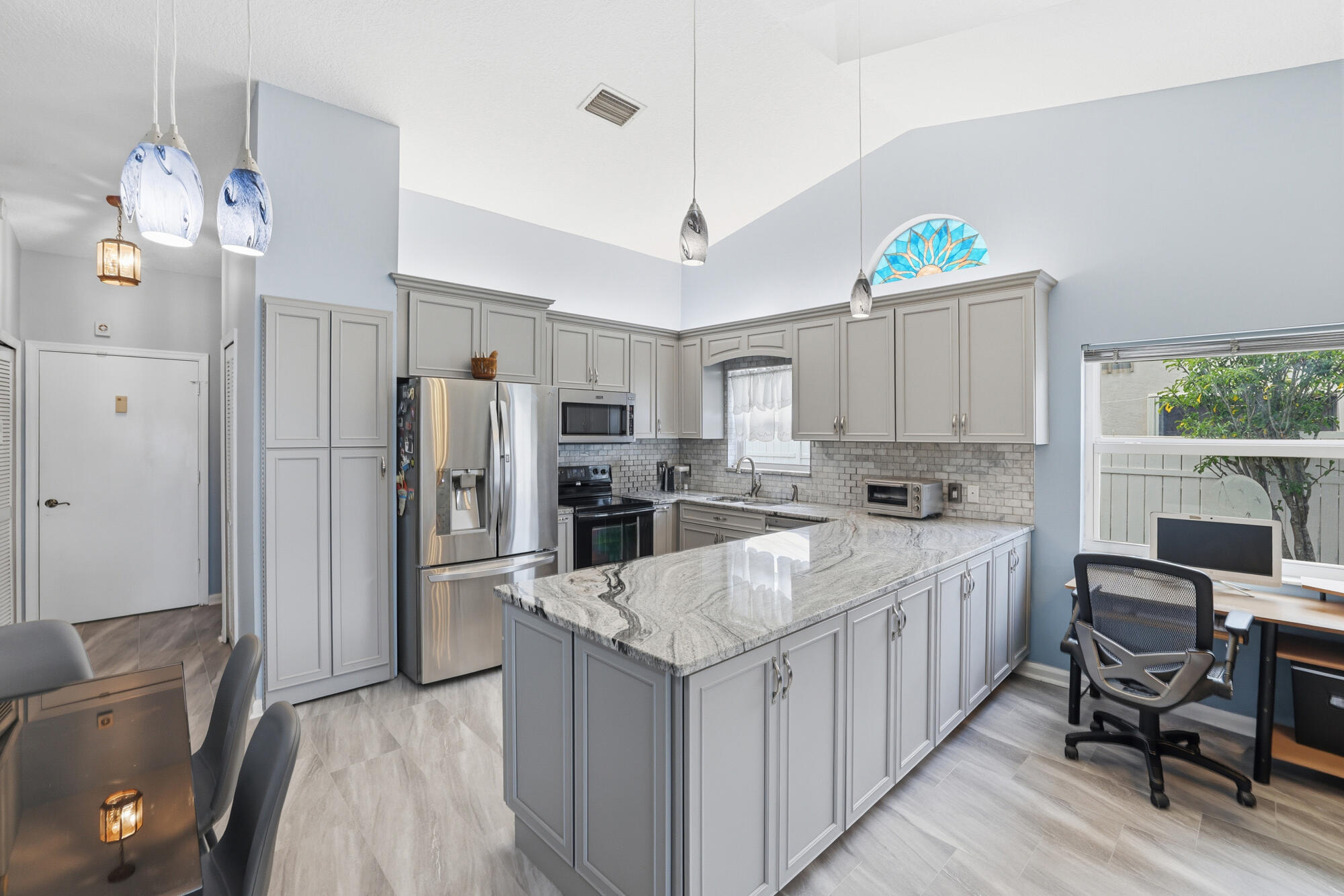 191 Parkwood, Royal Palm Beach FL 33411