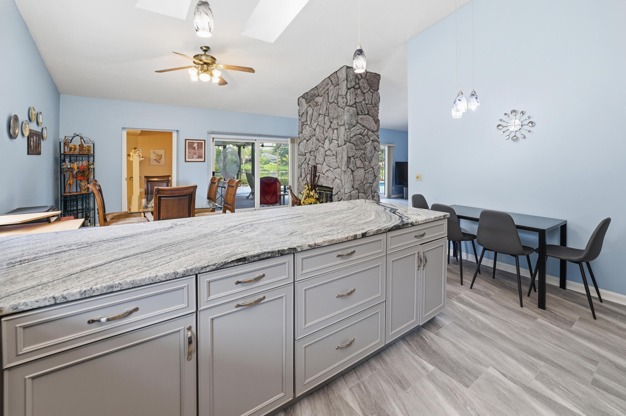 191 Parkwood, Royal Palm Beach FL 33411