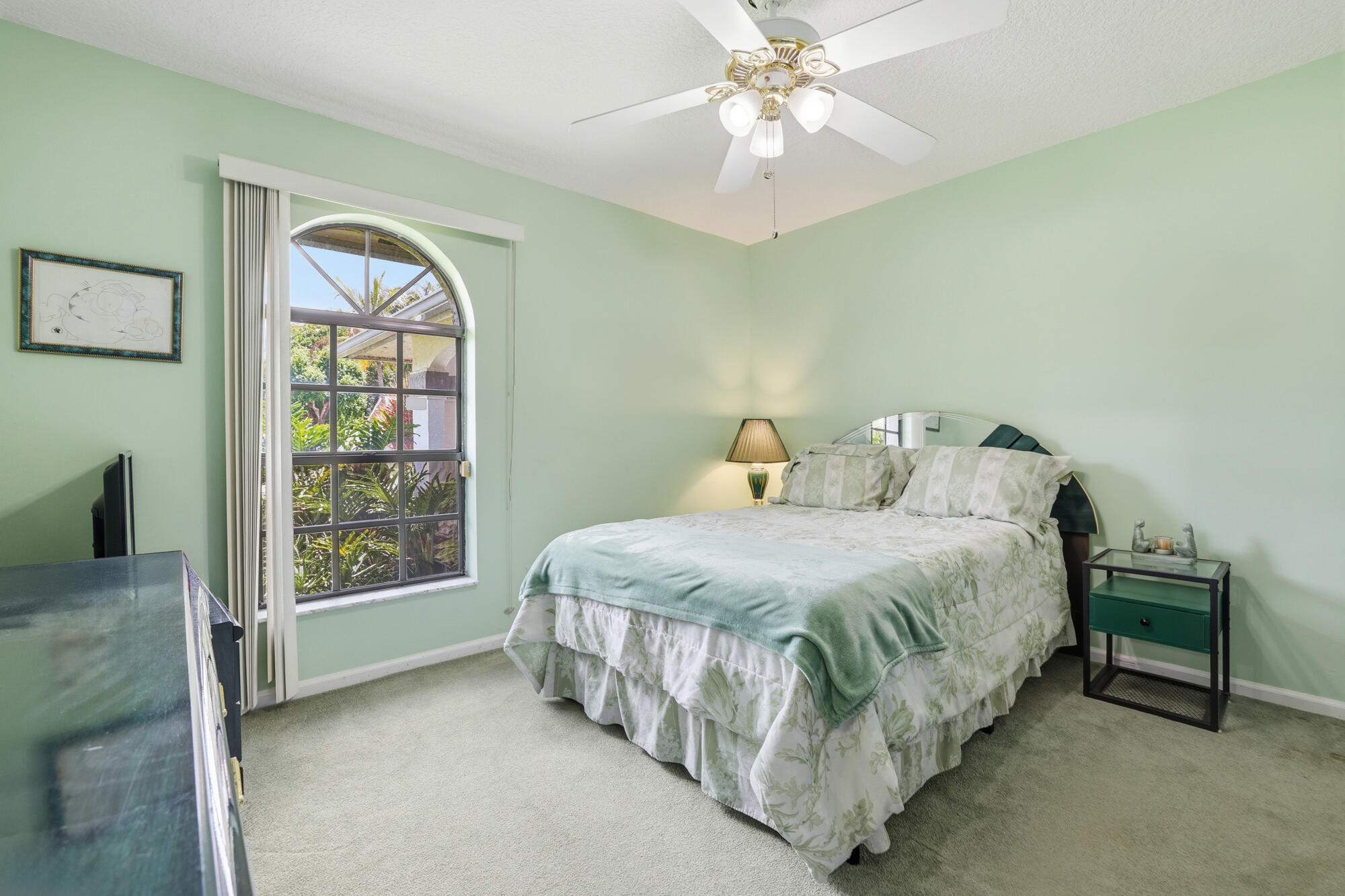 191 Parkwood, Royal Palm Beach FL 33411