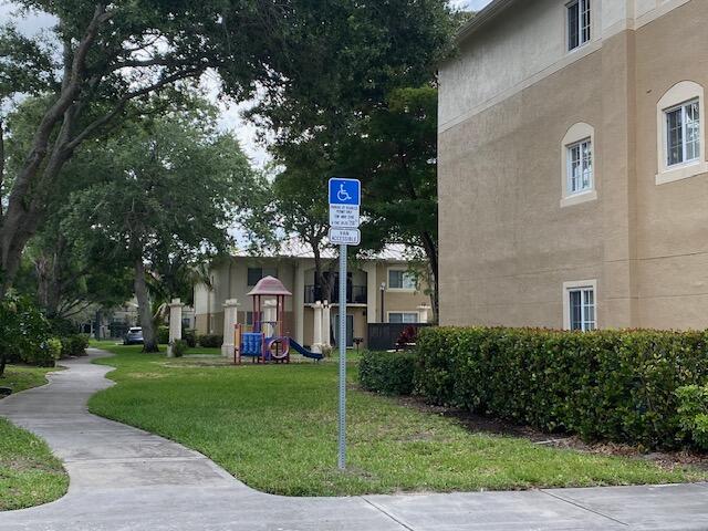 1700 S Crestwood Ct #1708, Royal Palm Beach FL 33411