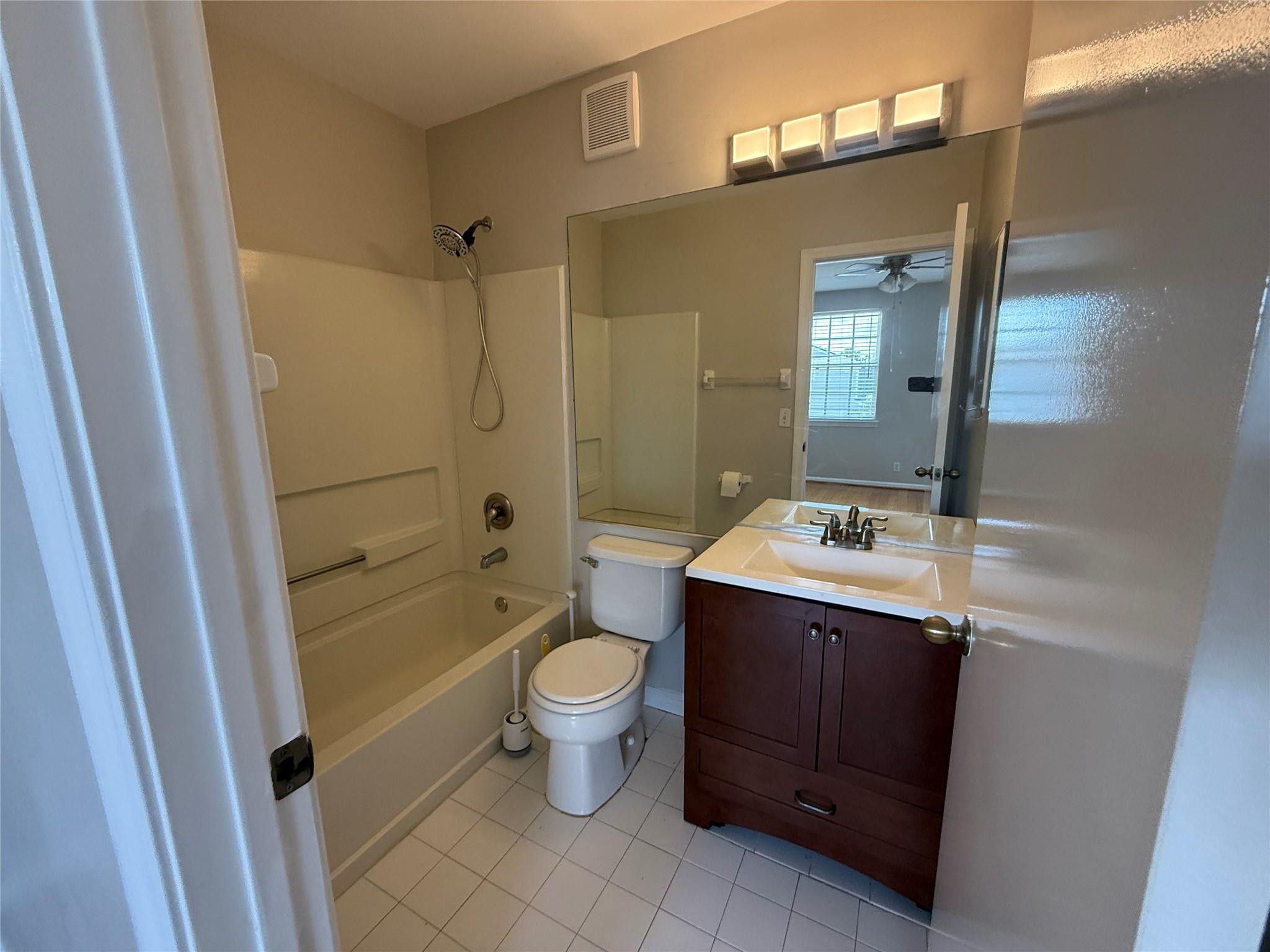5295 Jamboree, Margate FL 33063