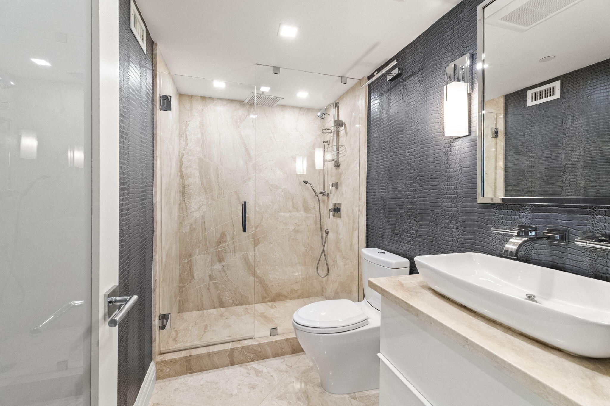3901 S Flagler #1002, West Palm Beach FL 33405