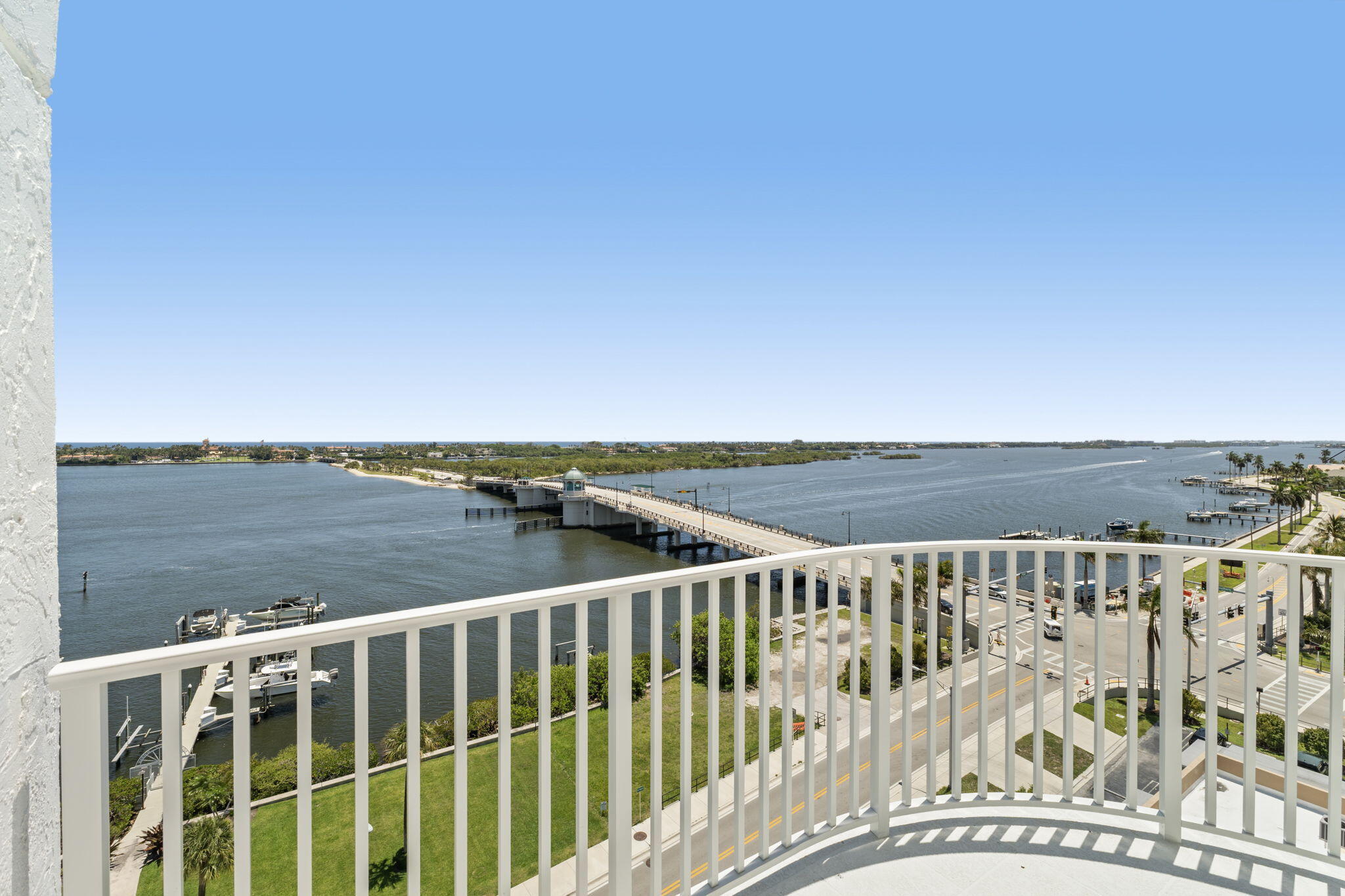 3901 S Flagler #1002, West Palm Beach FL 33405
