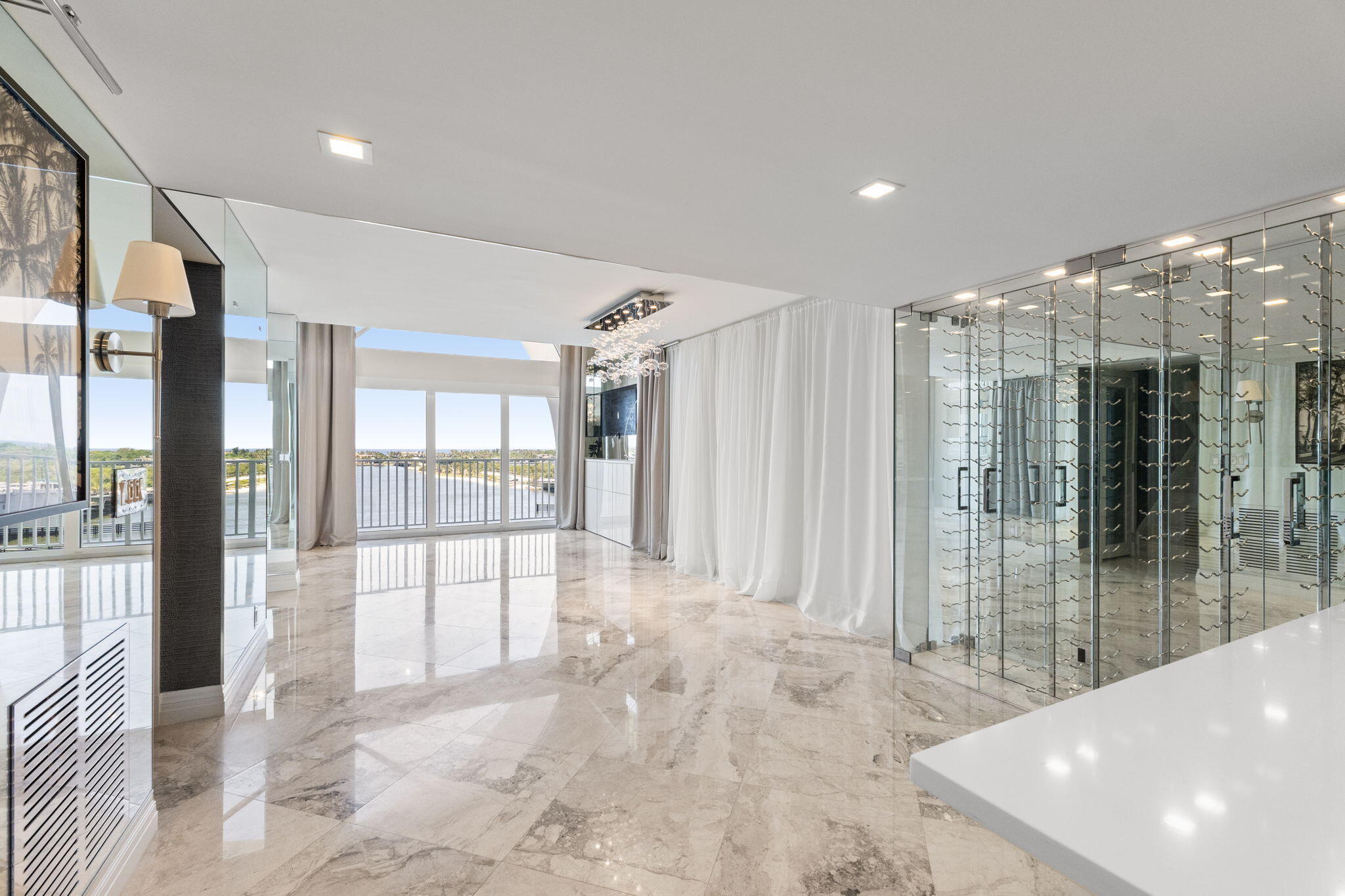 3901 S Flagler #1002, West Palm Beach FL 33405