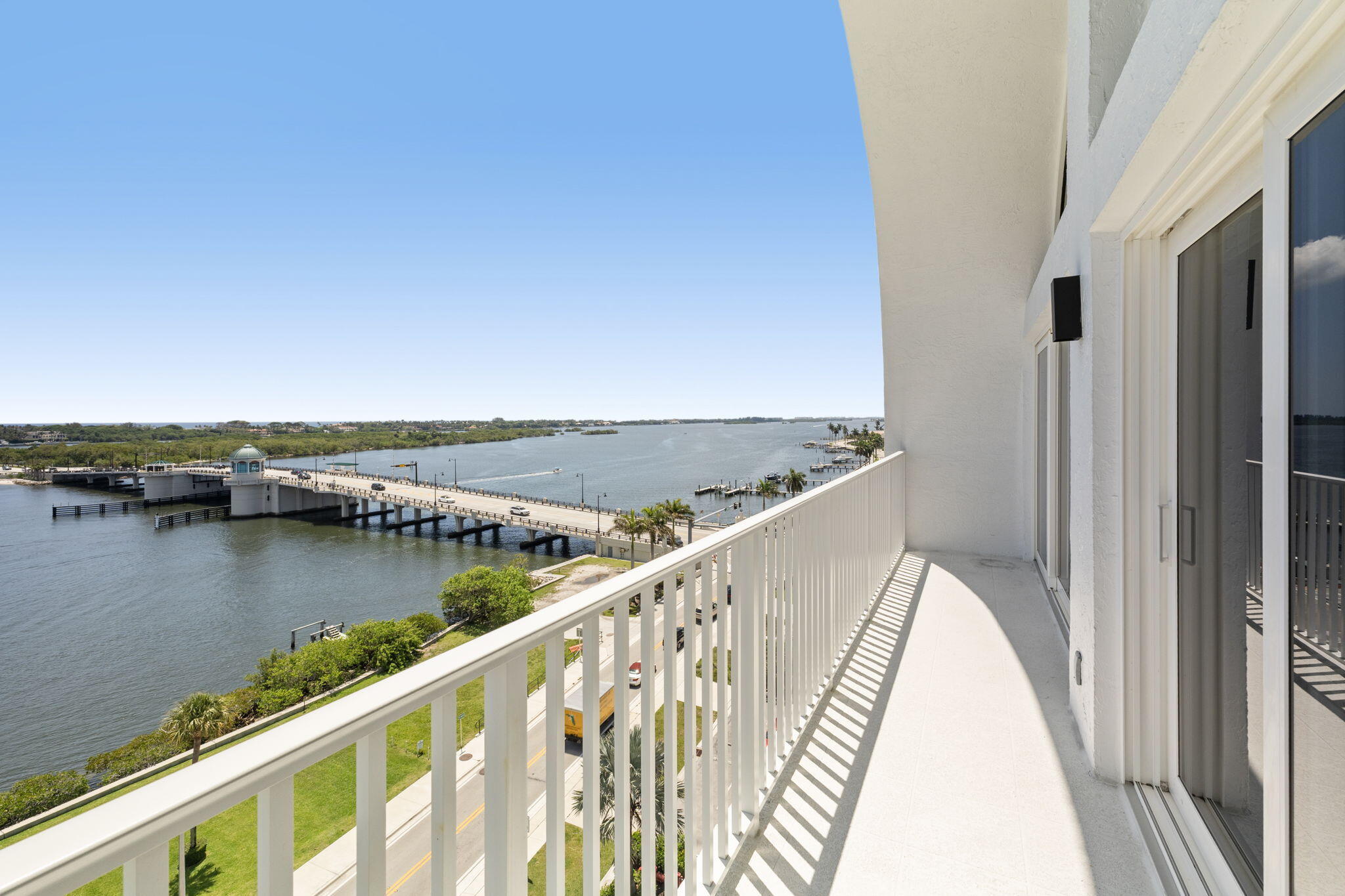 3901 S Flagler #1002, West Palm Beach FL 33405