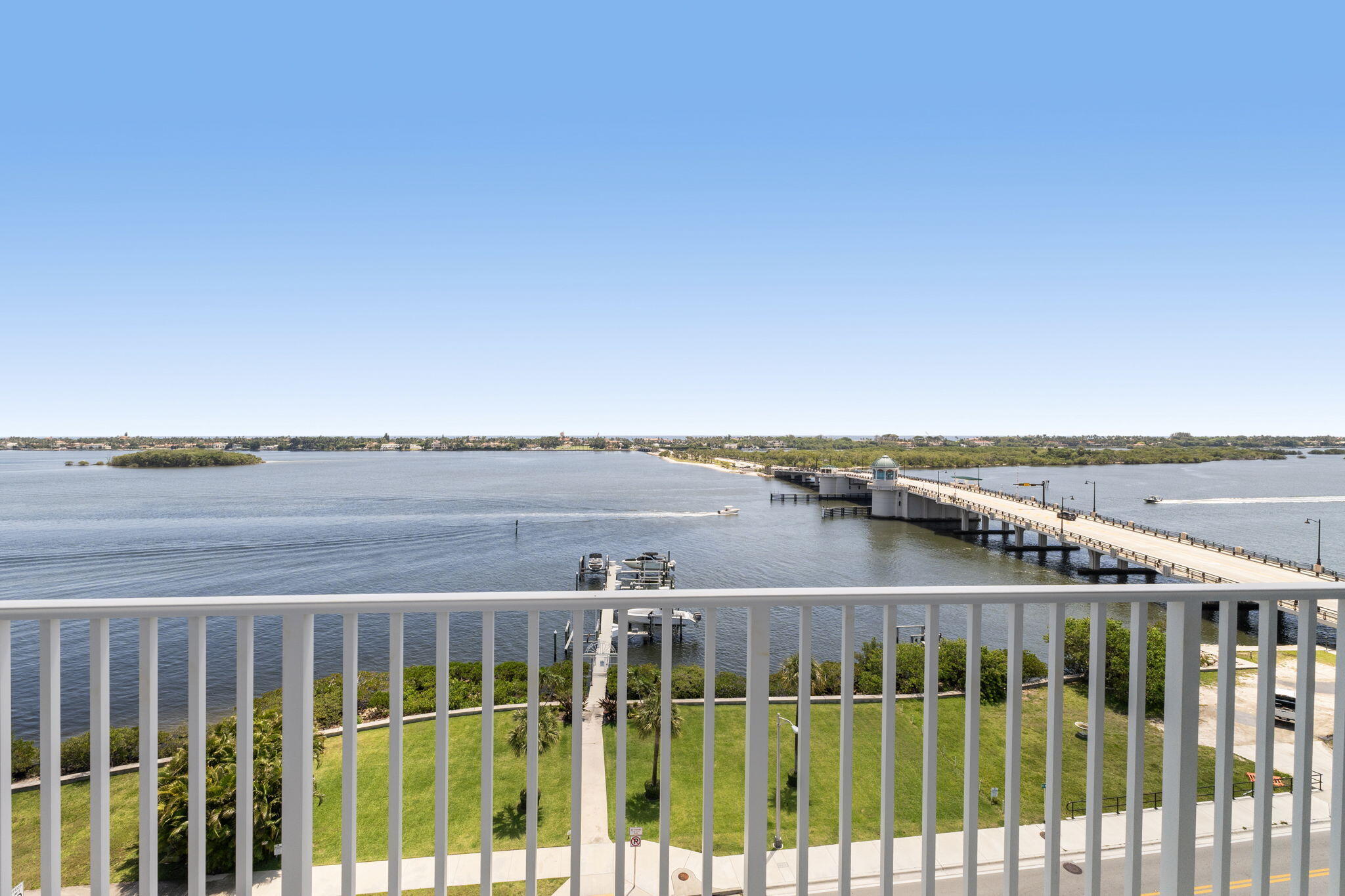 3901 S Flagler #1002, West Palm Beach FL 33405