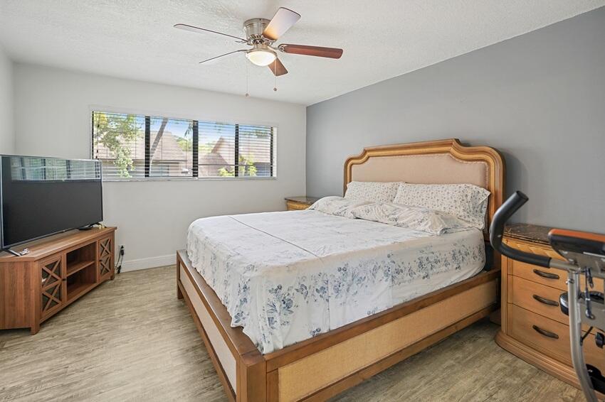 7620 NW 79th #J8, Tamarac FL 33321