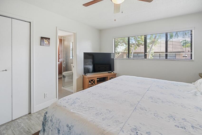 7620 NW 79th #J8, Tamarac FL 33321