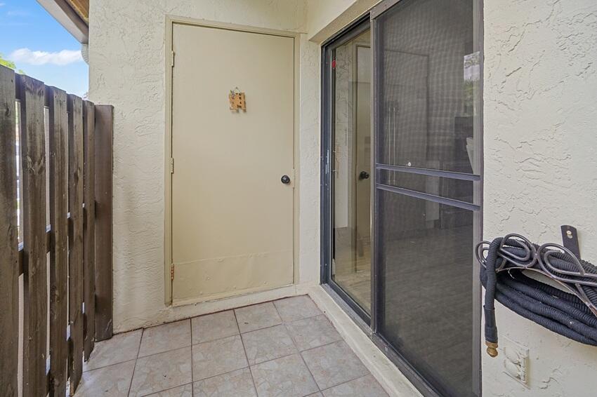 7620 NW 79th #J8, Tamarac FL 33321