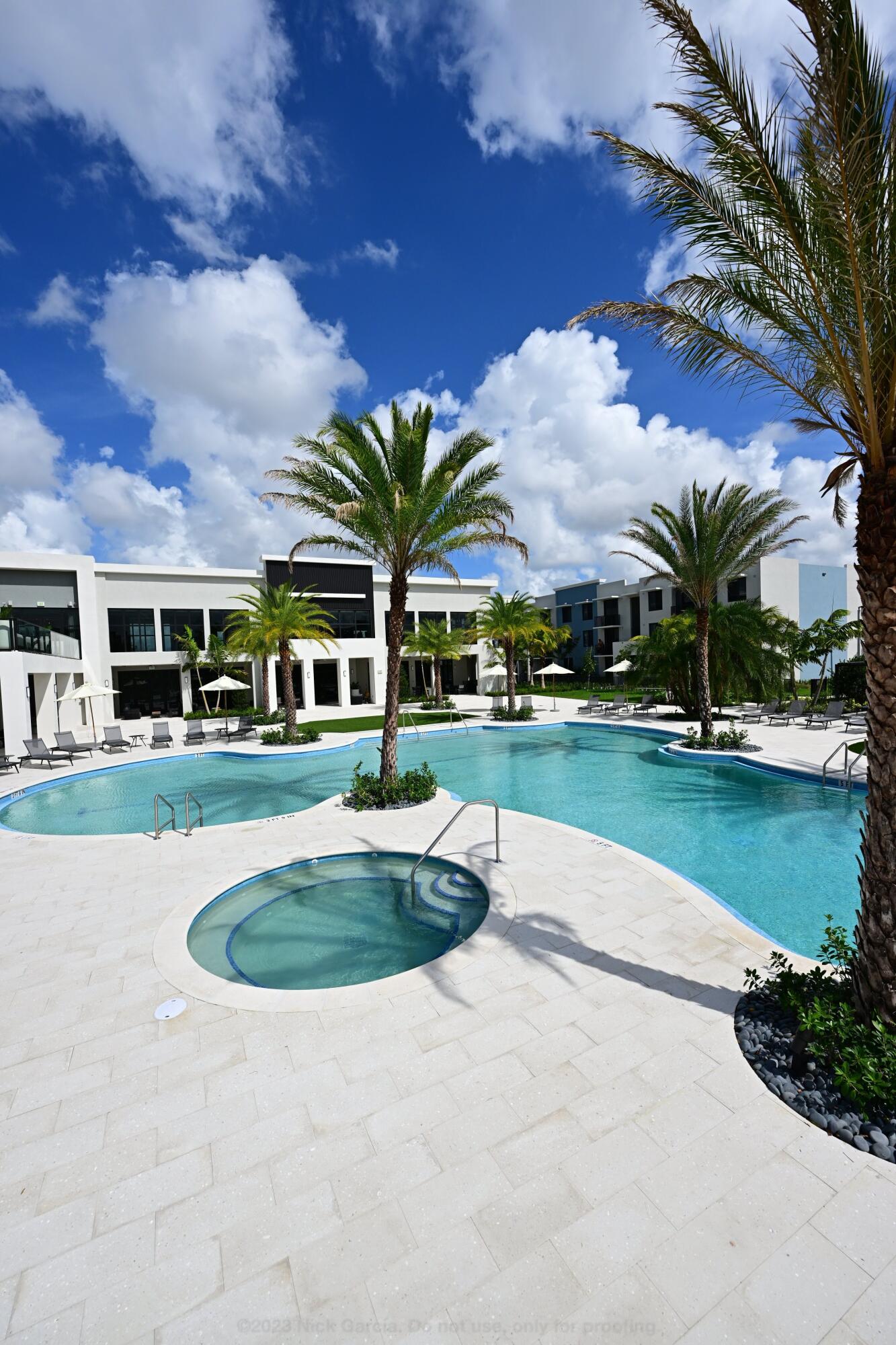 7200 W 4th #9-107, Hialeah FL 33014
