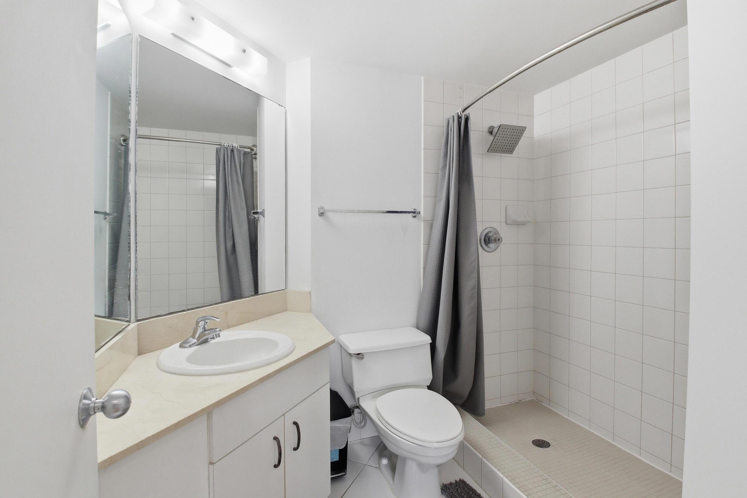 701 Brickell Key #610, Miami FL 33131