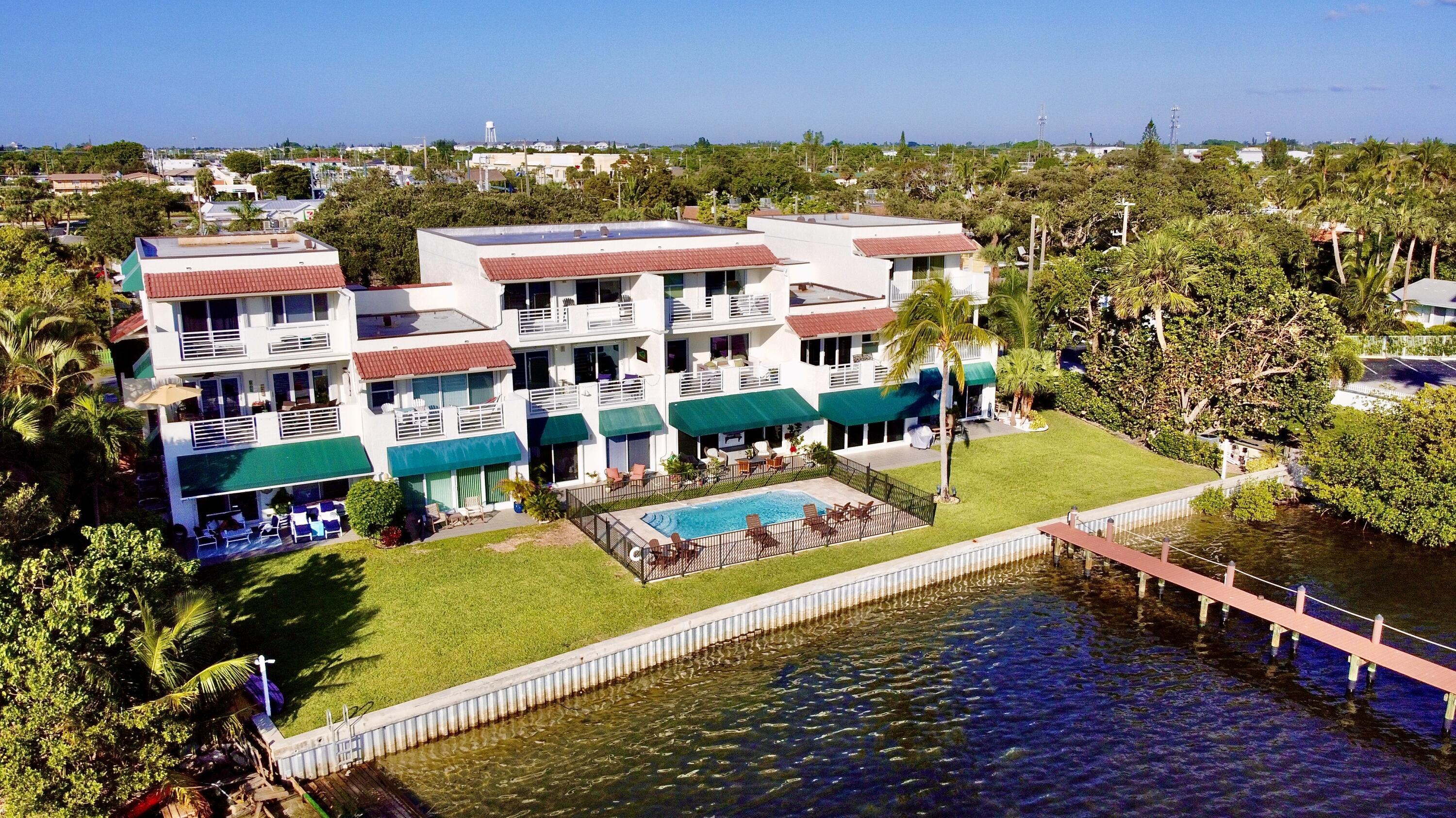 324 N Lake, Lantana FL 33462