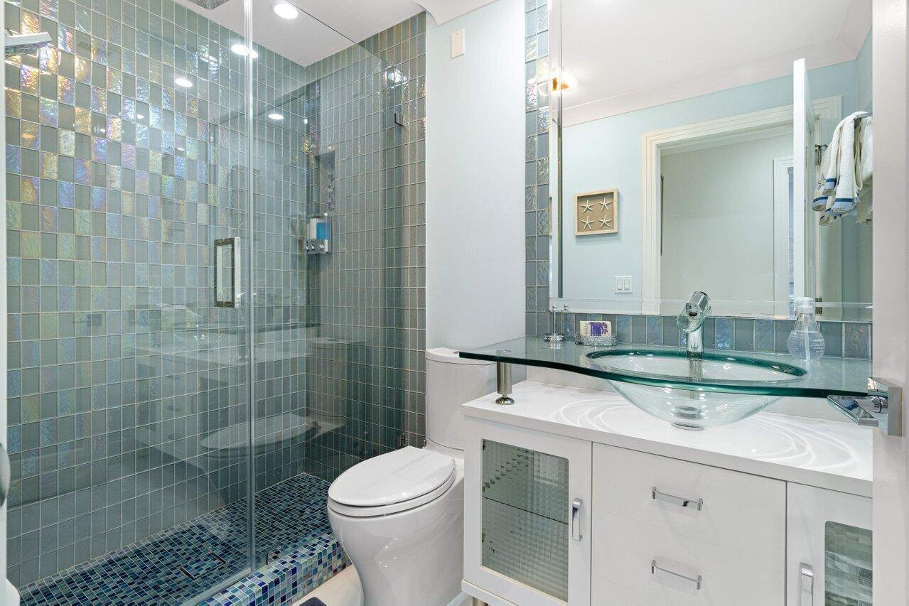324 N Lake, Lantana FL 33462