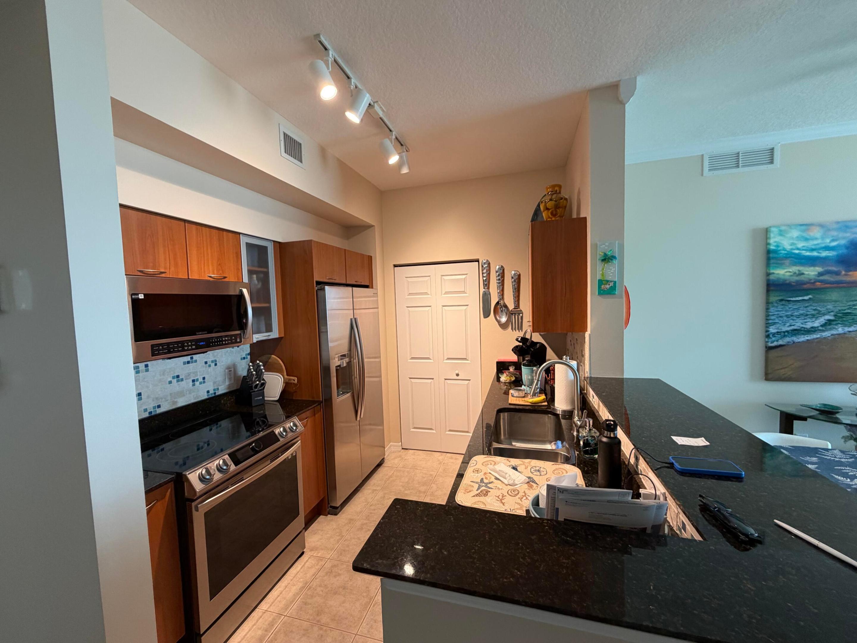 625 Casa Loma #1504, Boynton Beach FL 33435