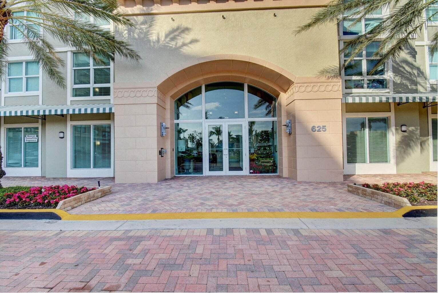 625 Casa Loma #304, Boynton Beach FL 33435