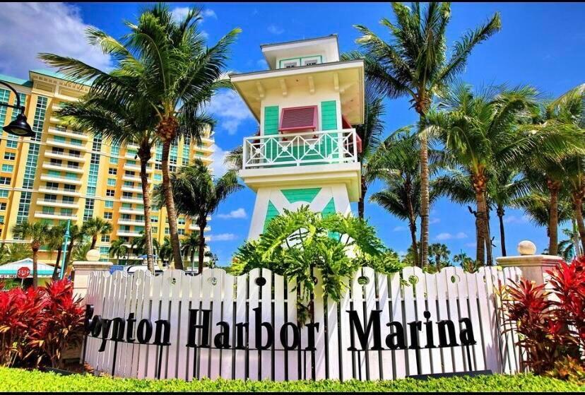 625 Casa Loma #304, Boynton Beach FL 33435