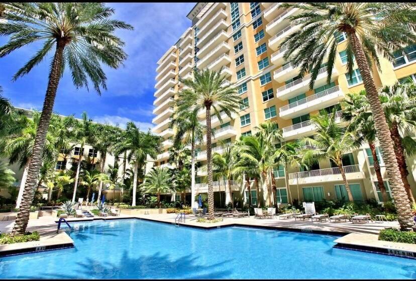 625 Casa Loma #304, Boynton Beach FL 33435