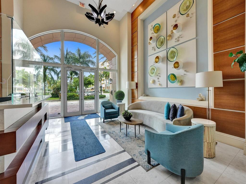 625 Casa Loma #304, Boynton Beach FL 33435