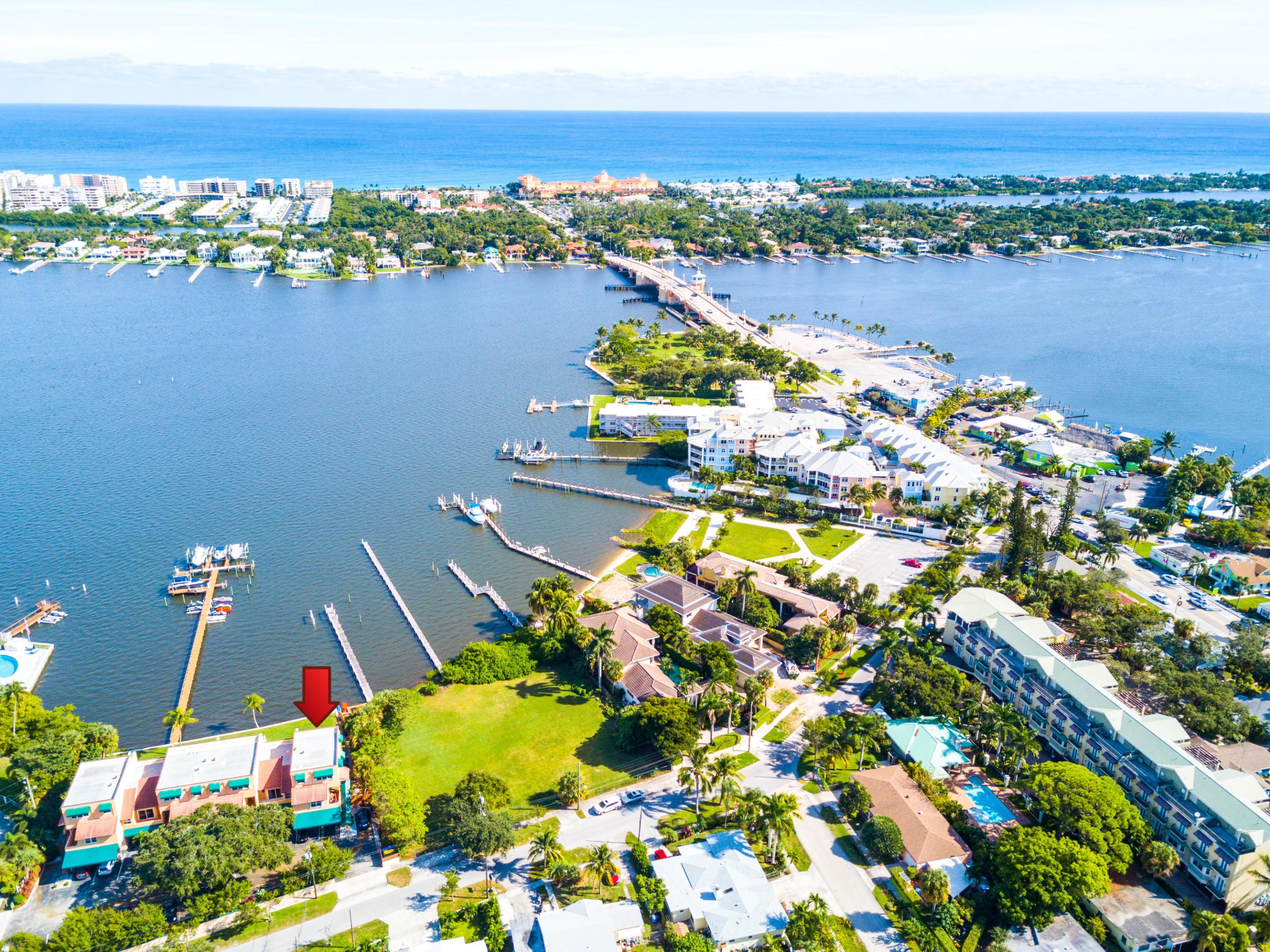 324 N Lake, Lantana FL 33462