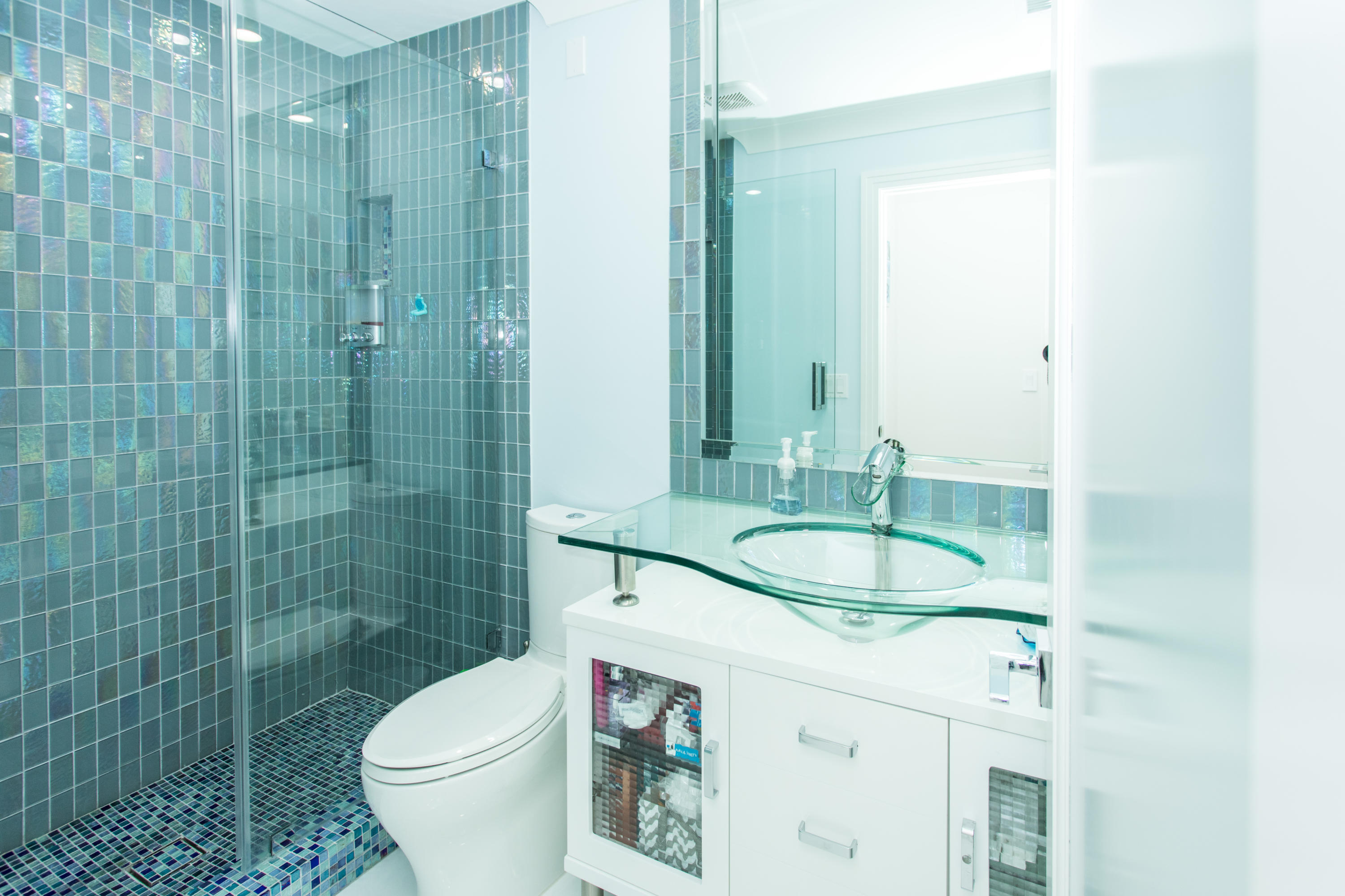 324 N Lake, Lantana FL 33462