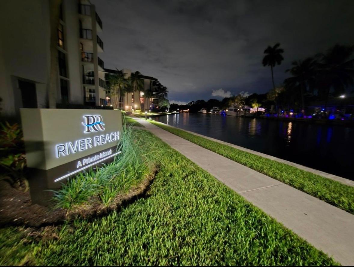 1301 River Reach #111, Fort Lauderdale FL 33315