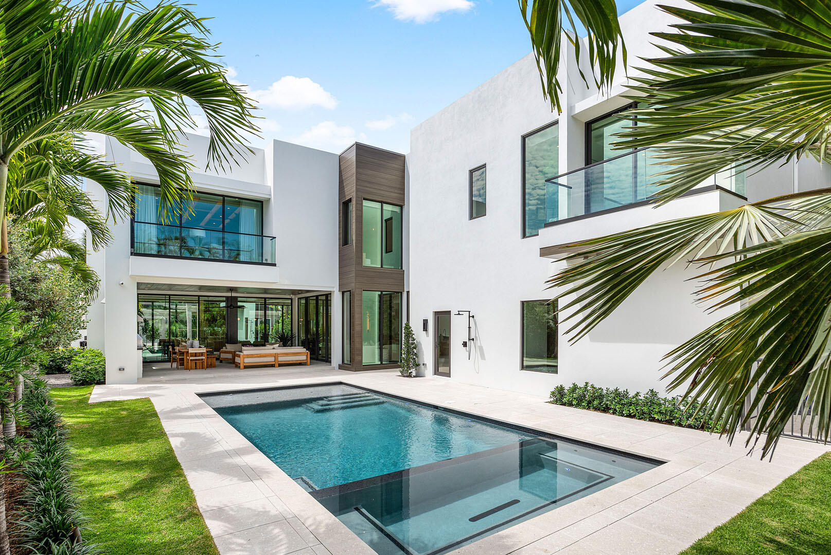 303 S Maya Palm, Boca Raton FL 33432