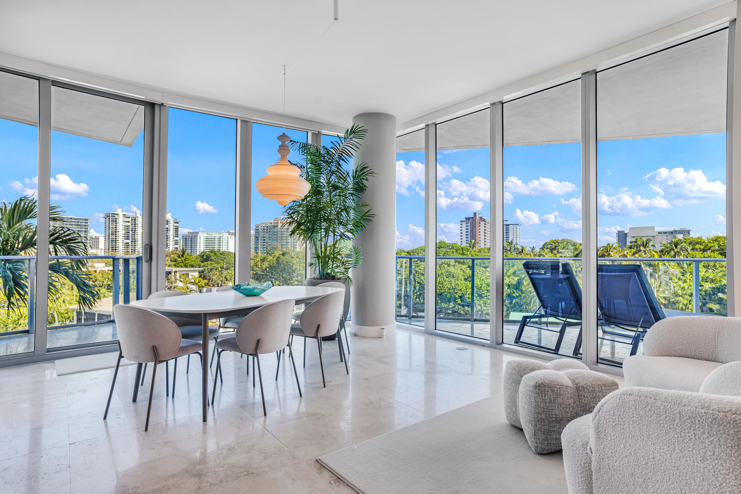 701 N Fort Lauderdale Beach #406, Fort Lauderdale FL 33304