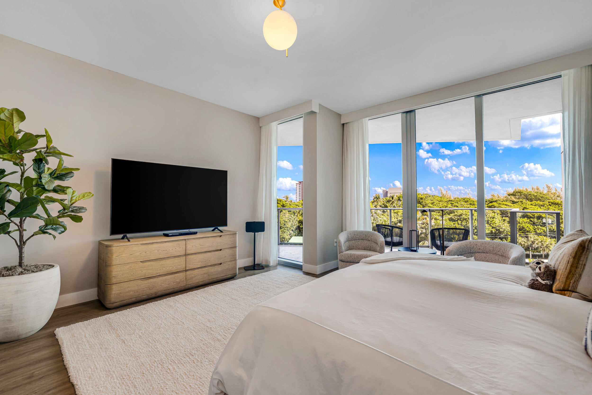 701 N Fort Lauderdale Beach #406, Fort Lauderdale FL 33304