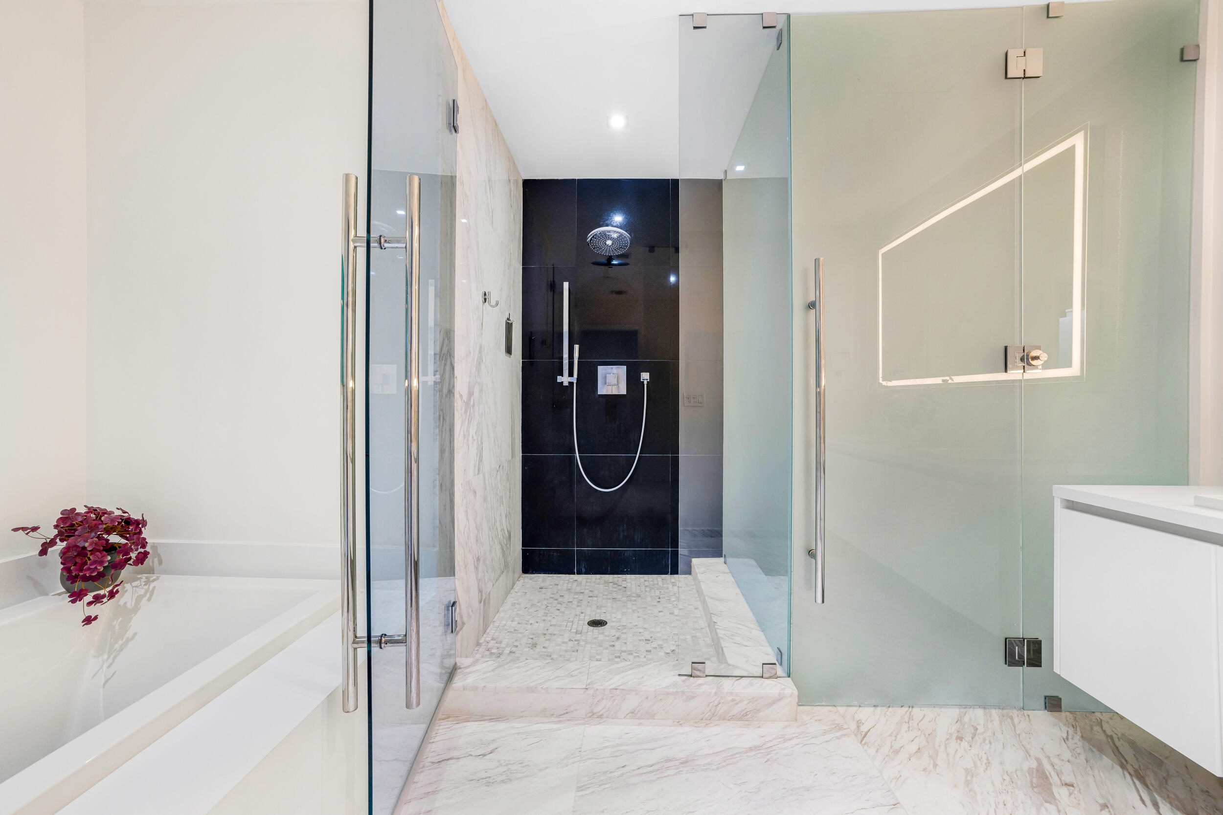 701 N Fort Lauderdale Beach #406, Fort Lauderdale FL 33304
