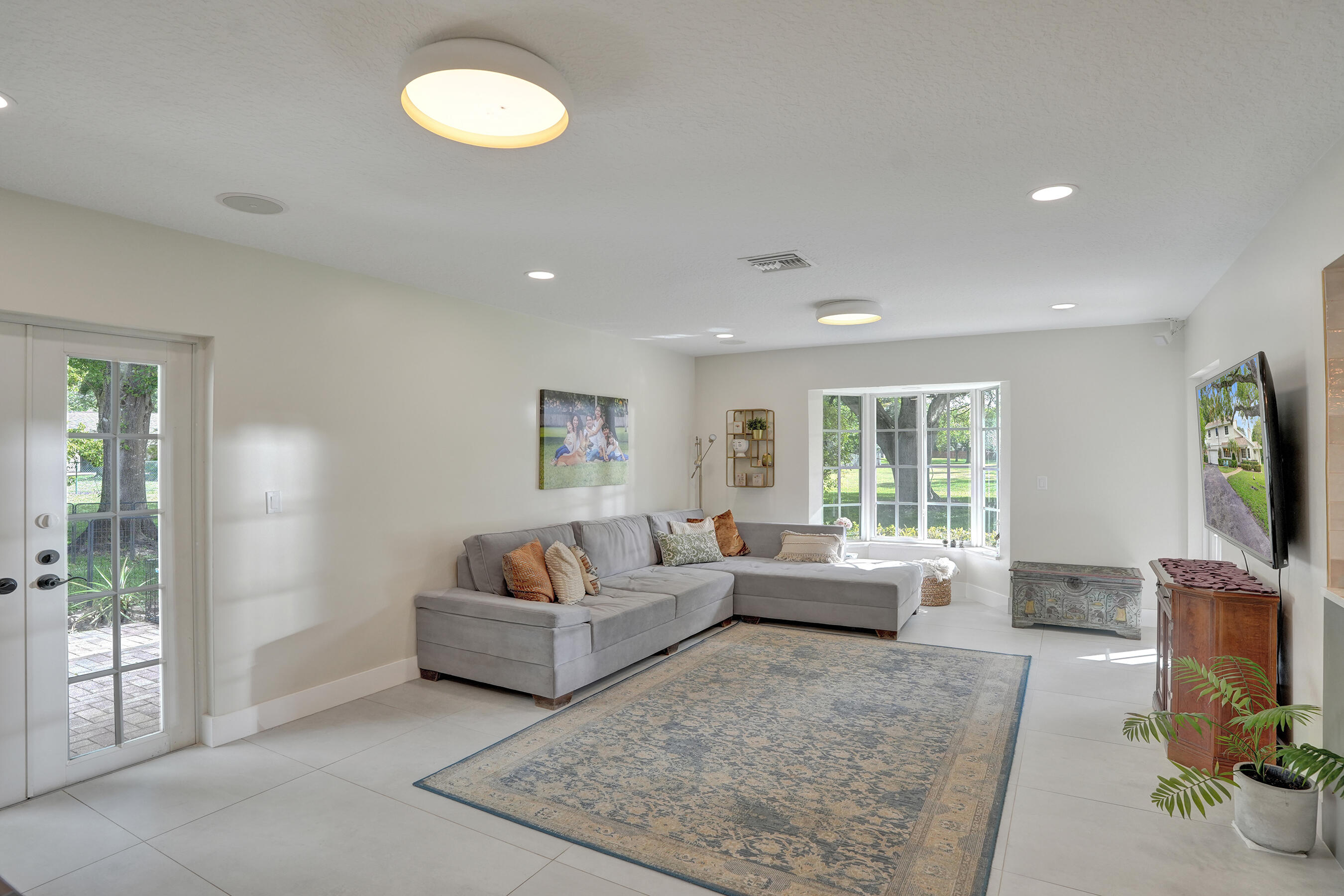 12213 Melissa, Cooper City FL 33026