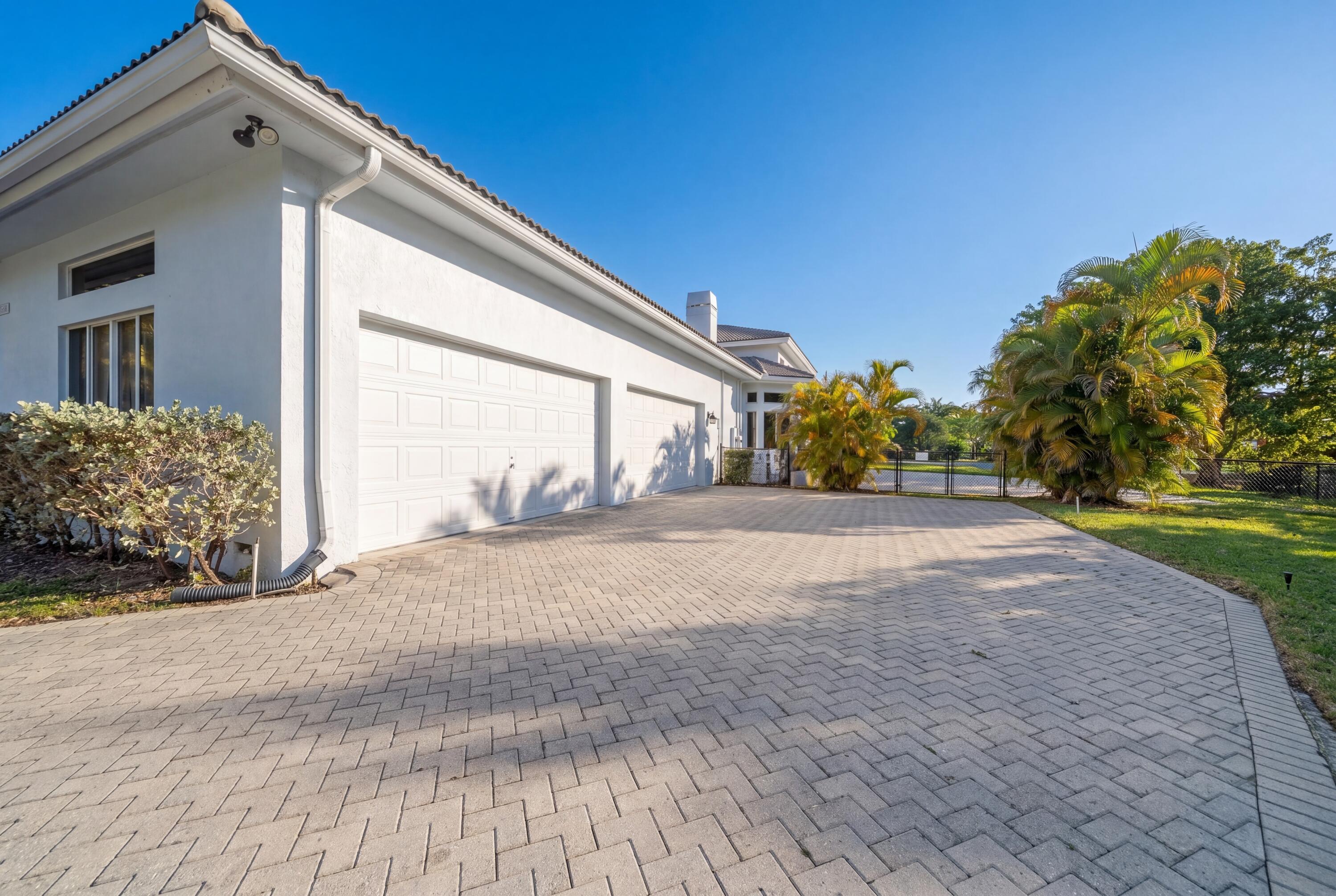 4010 NW 100th, Coral Springs FL 33065